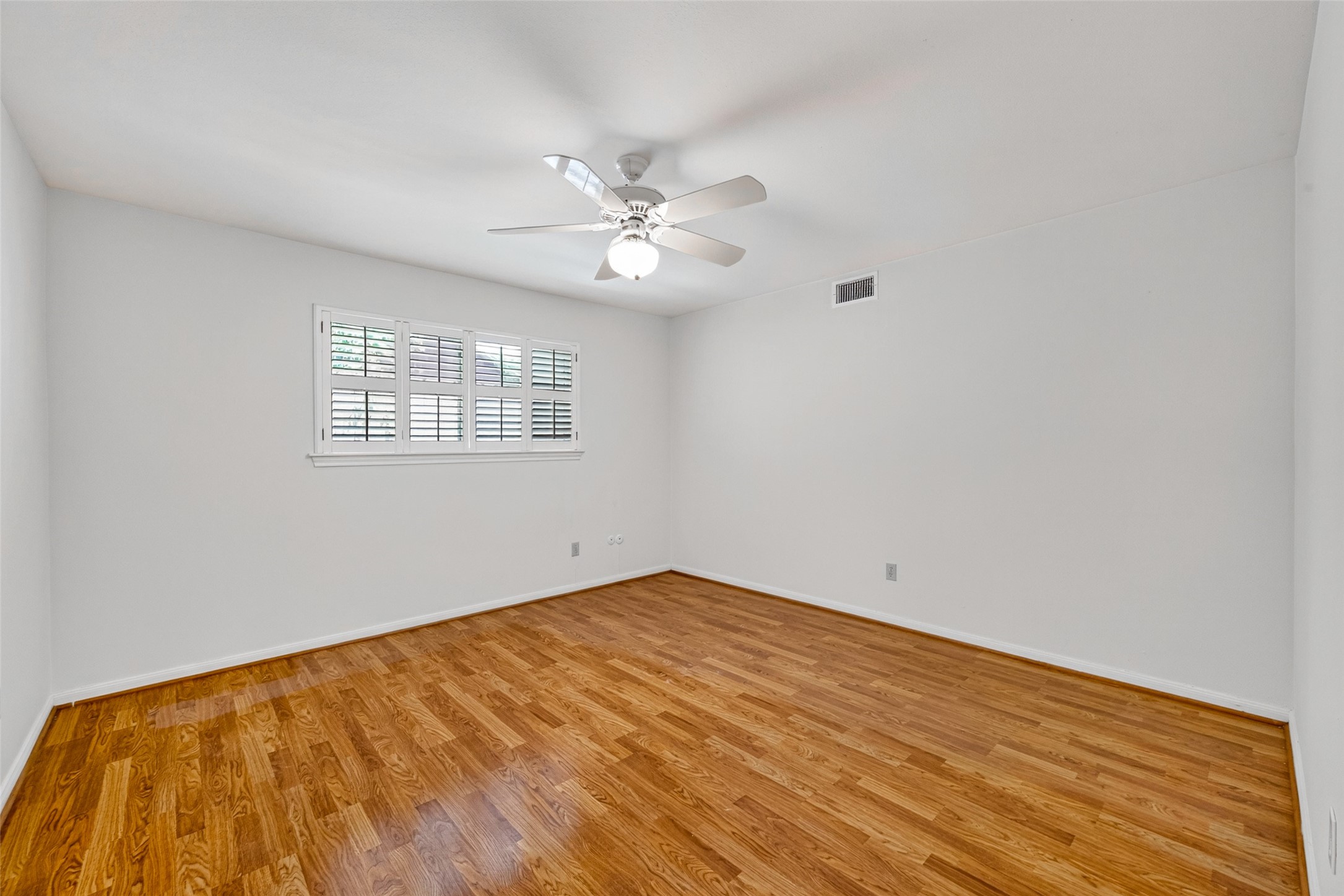 6222 Creekbend Drive Property Photo 33