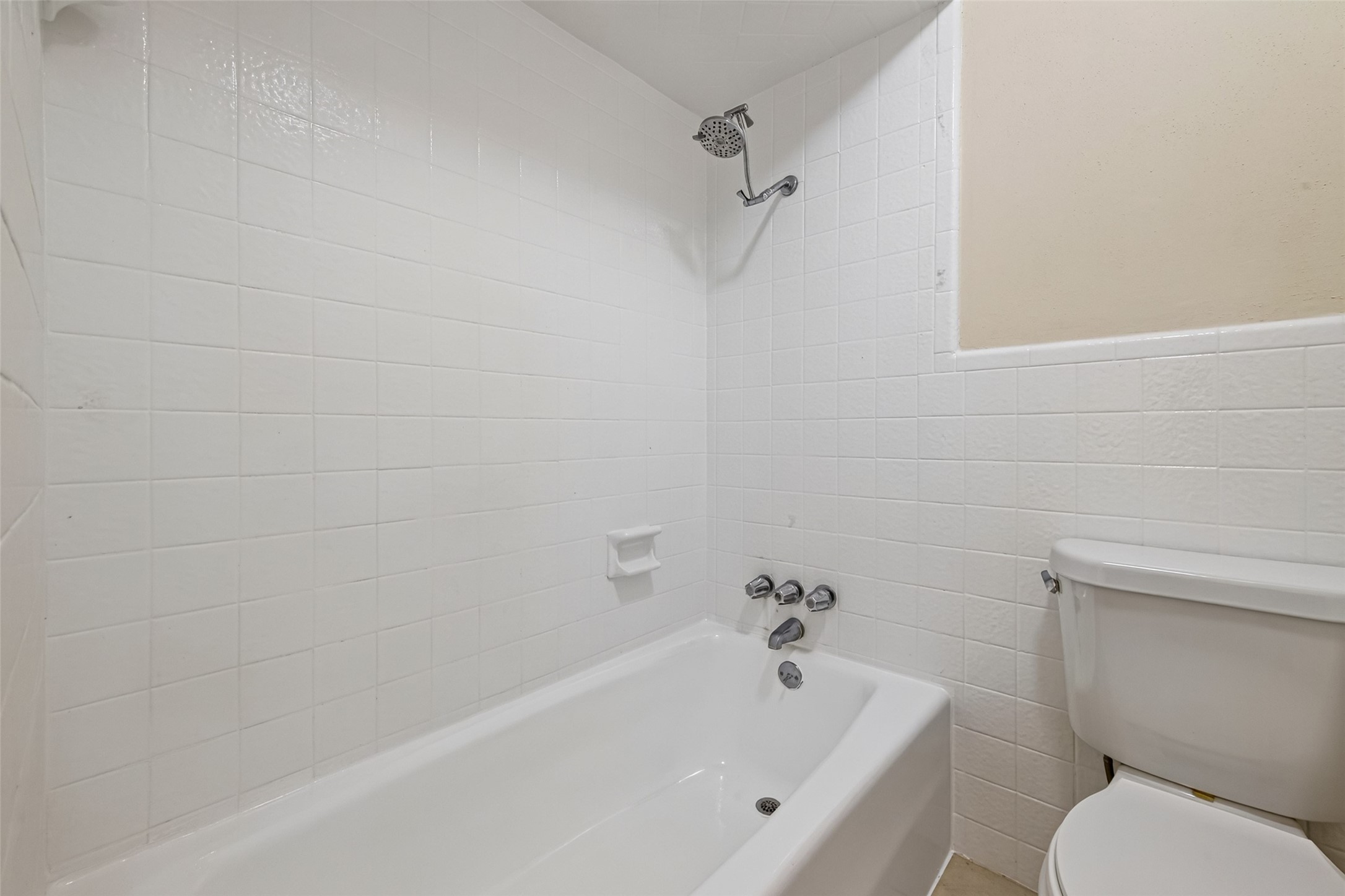 6222 Creekbend Drive Property Photo 42