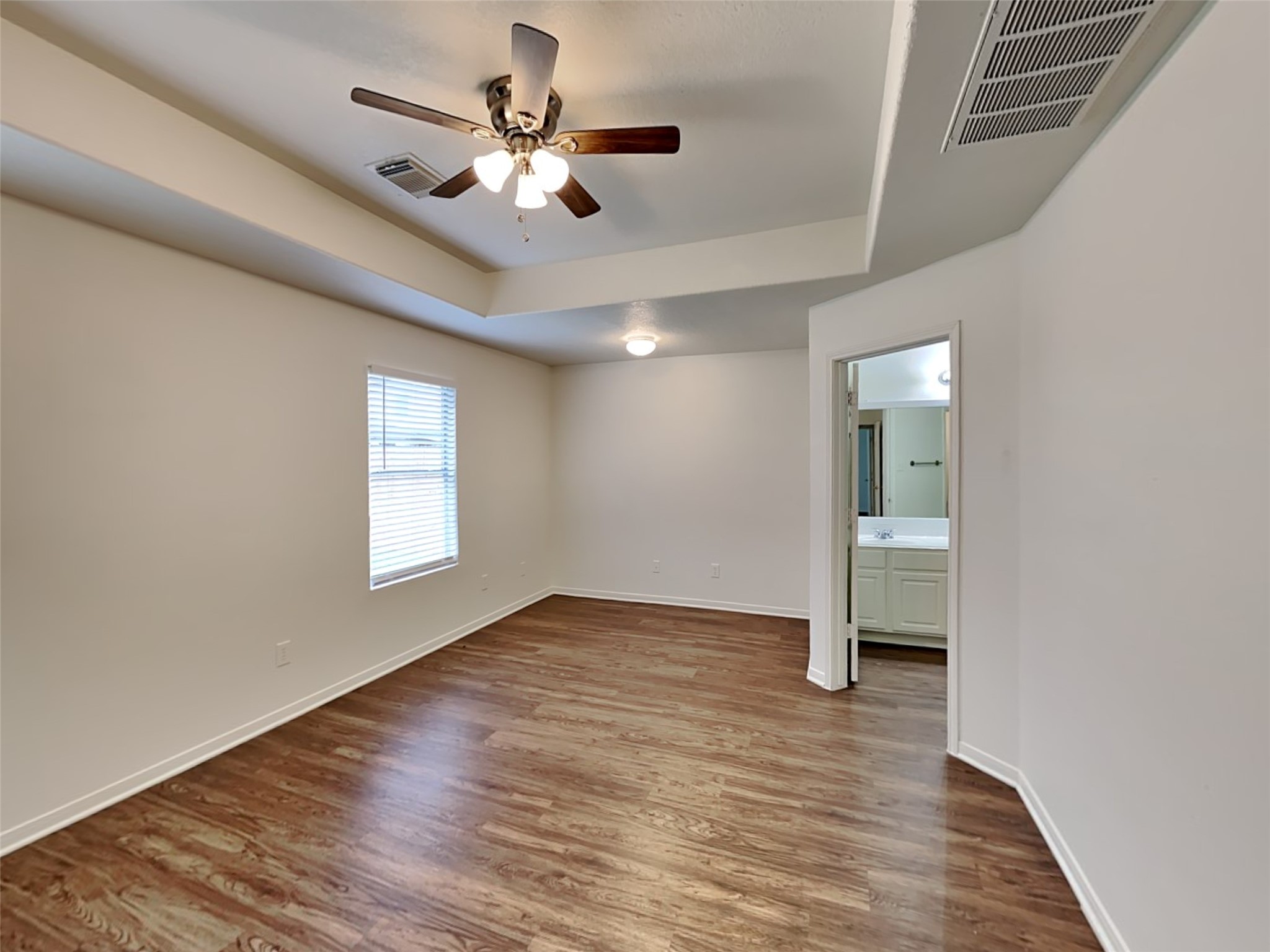 12123 Lands Down Ridge Way Property Photo 8