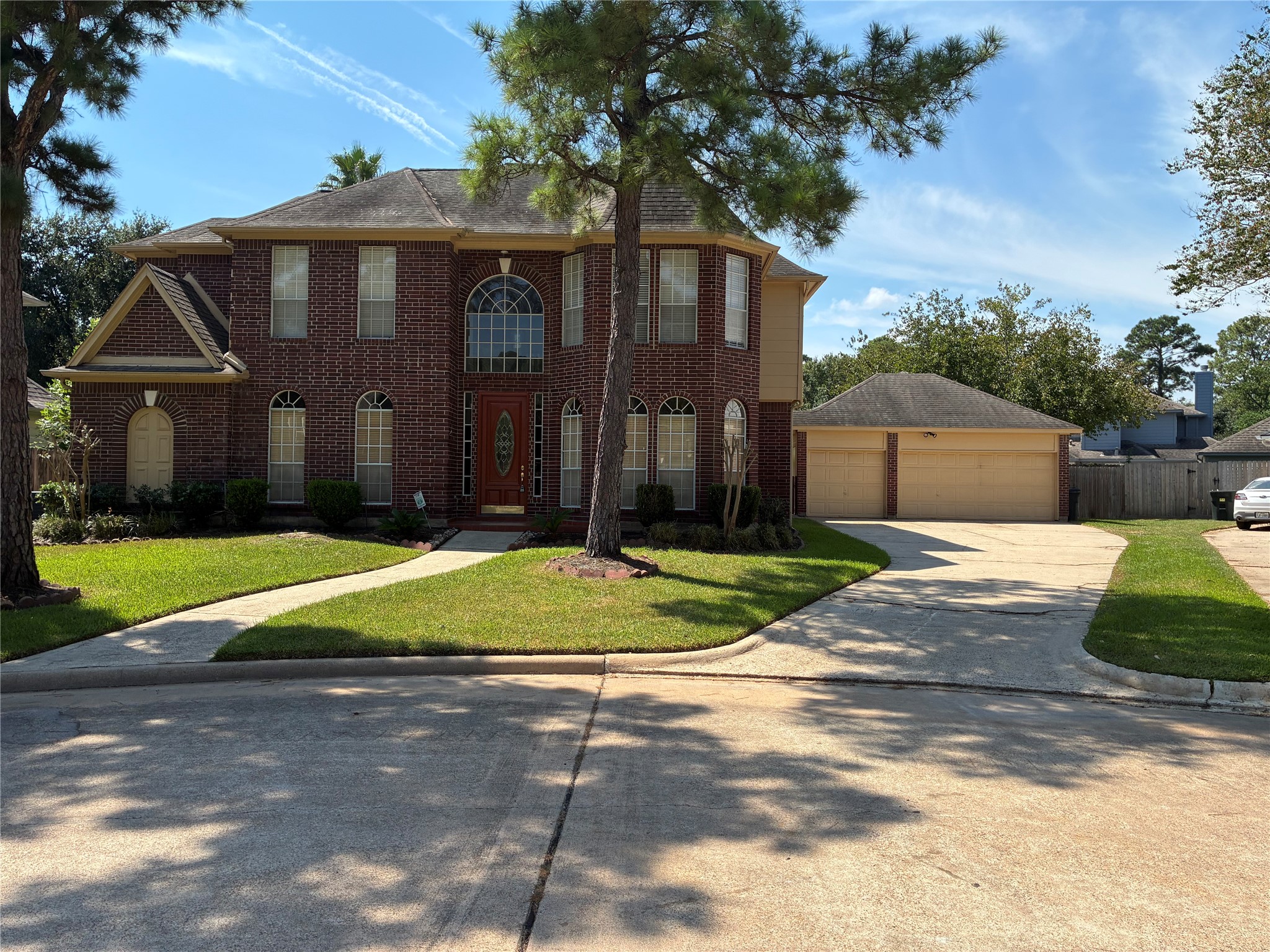 17907 Russwood Court Property Photo 5