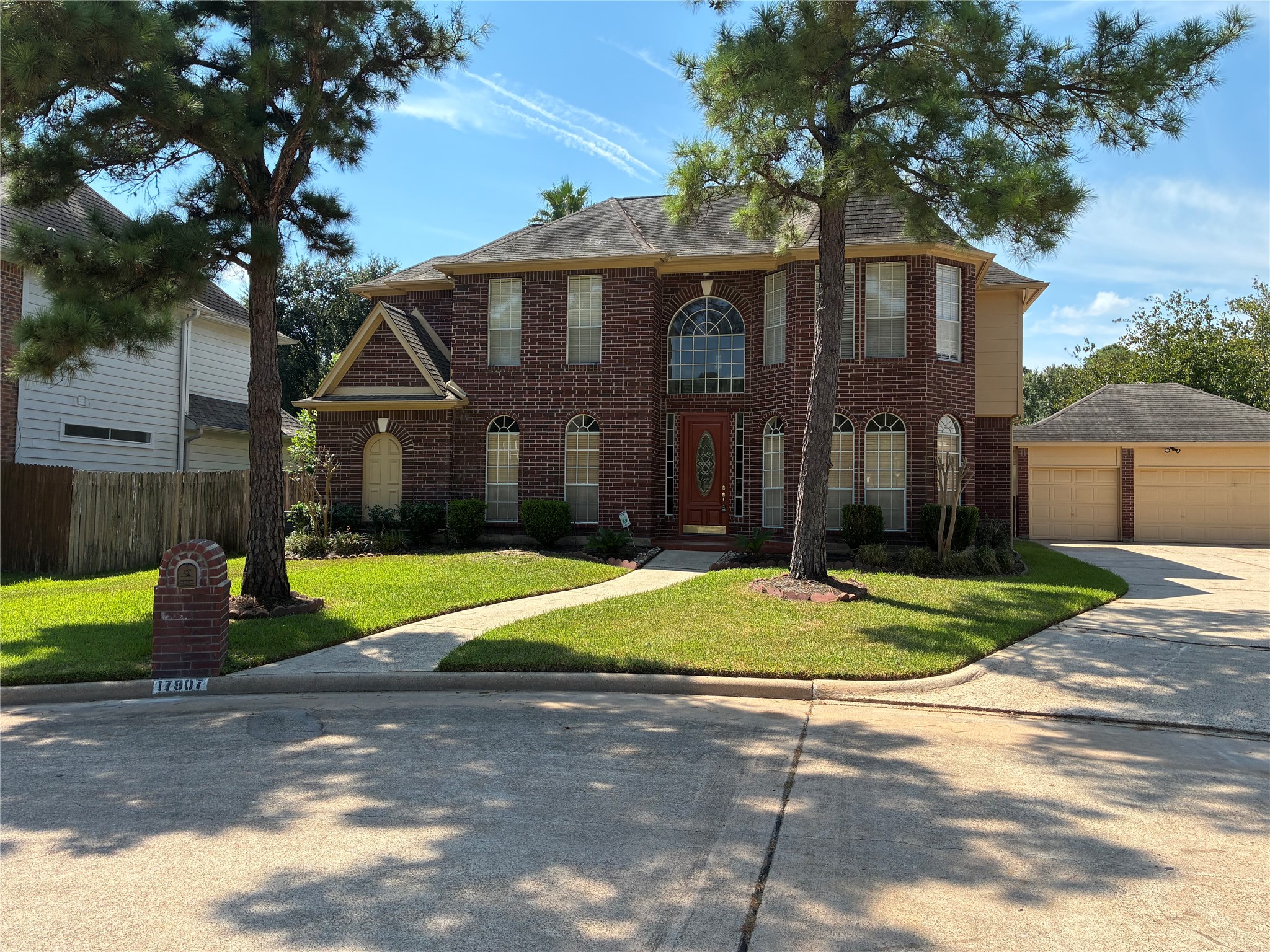 17907 Russwood Court Property Photo 6
