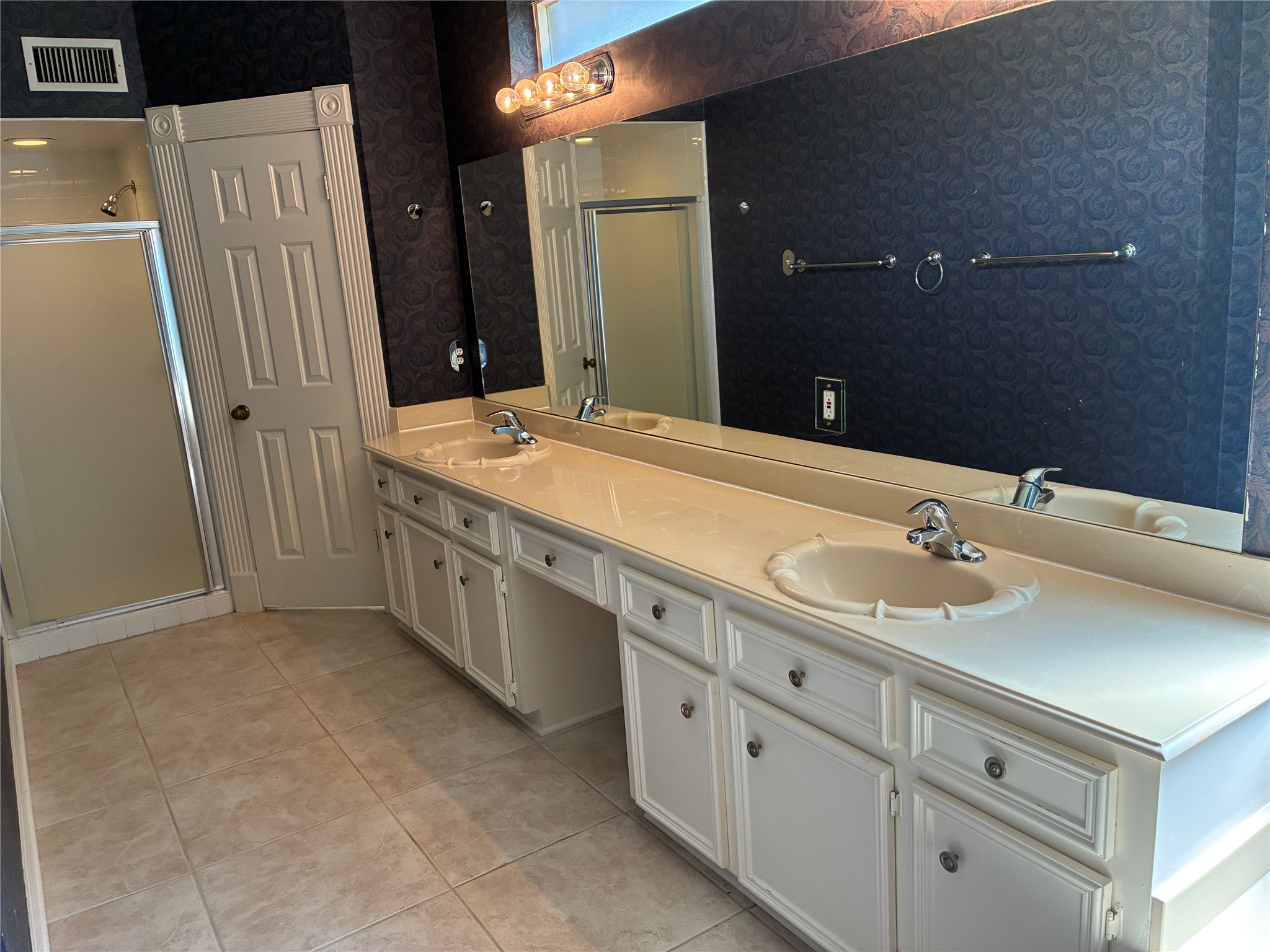 17907 Russwood Court Property Photo 19