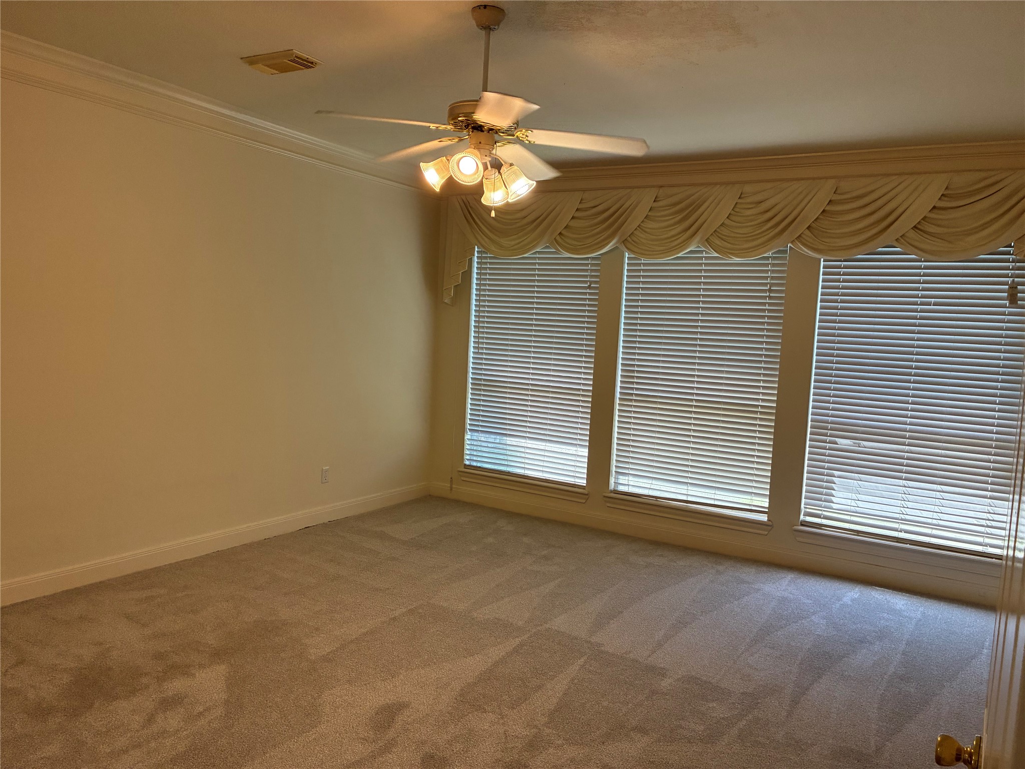 17907 Russwood Court Property Photo 34