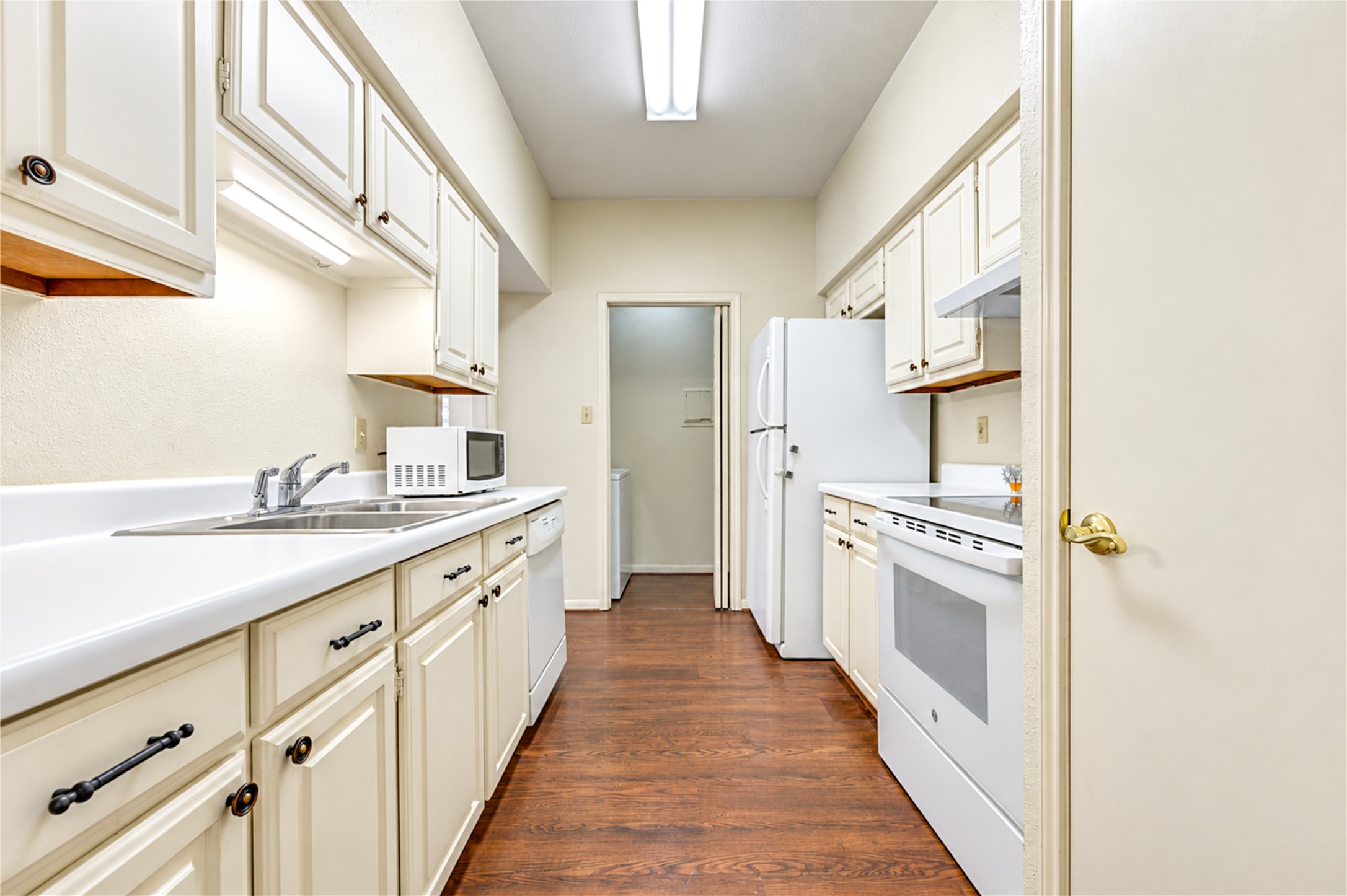 2400 N Braeswood Boulevard 313 Property Photo 4