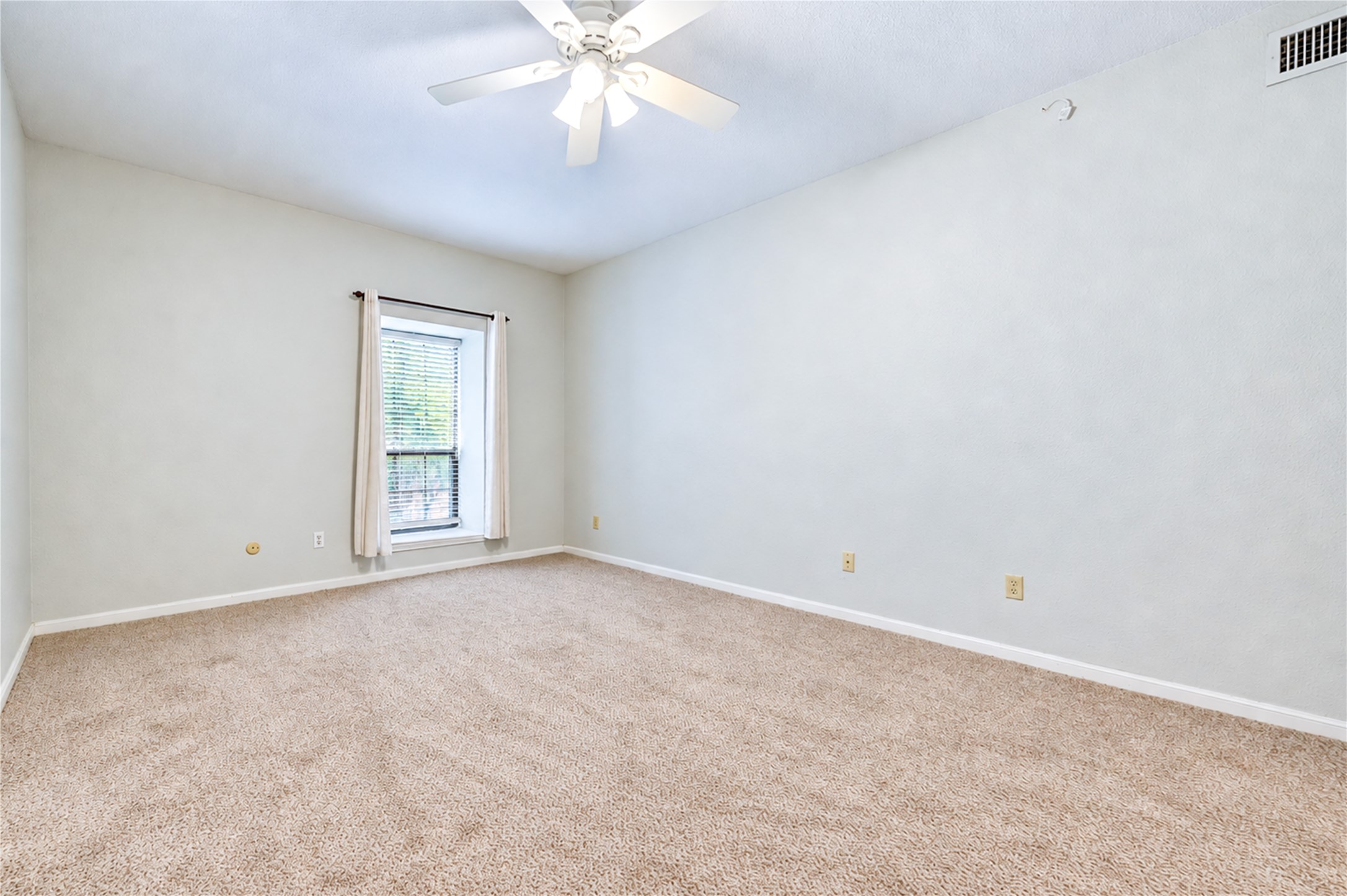 2400 N Braeswood Boulevard 313 Property Photo 26