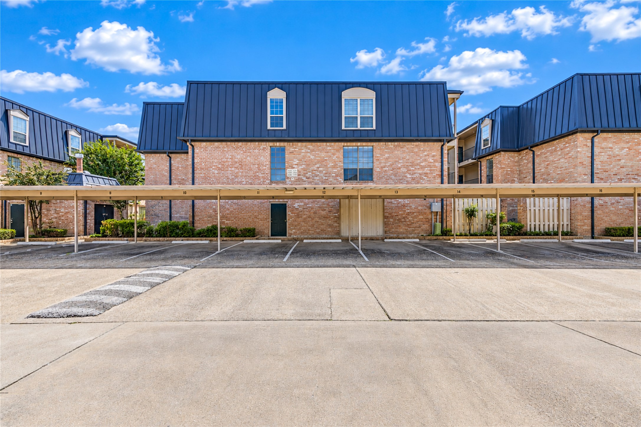 2400 N Braeswood Boulevard 313 Property Photo 47