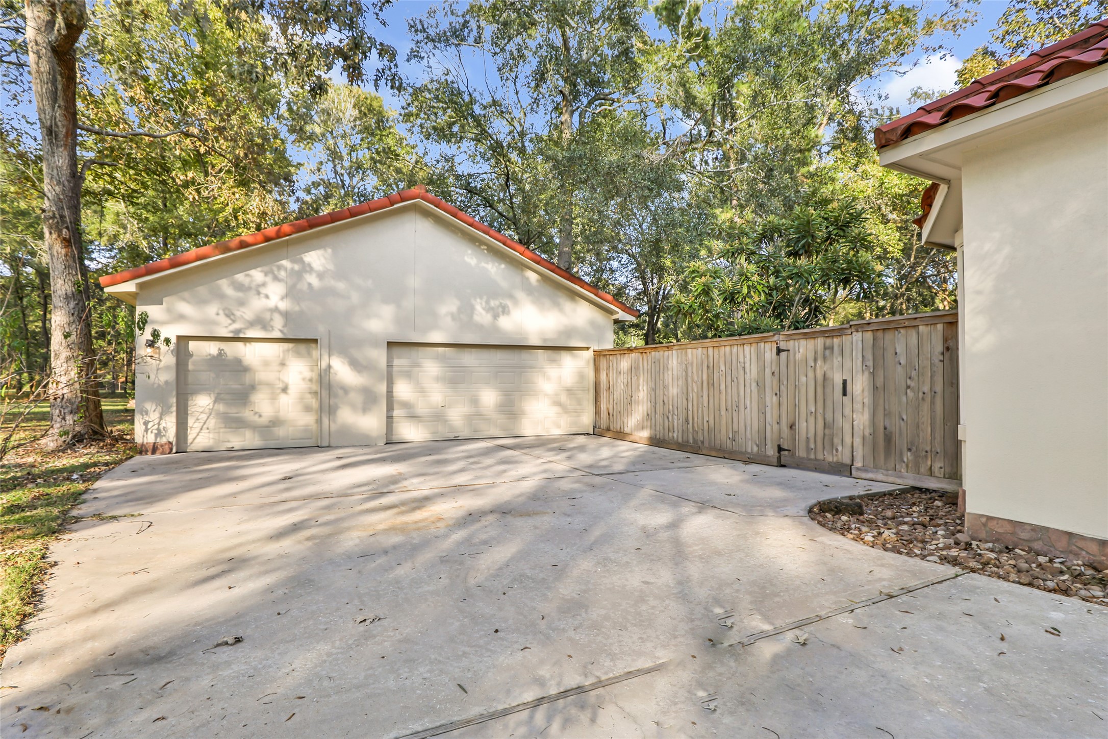1207 Vista Del Lago Drive Property Photo 7