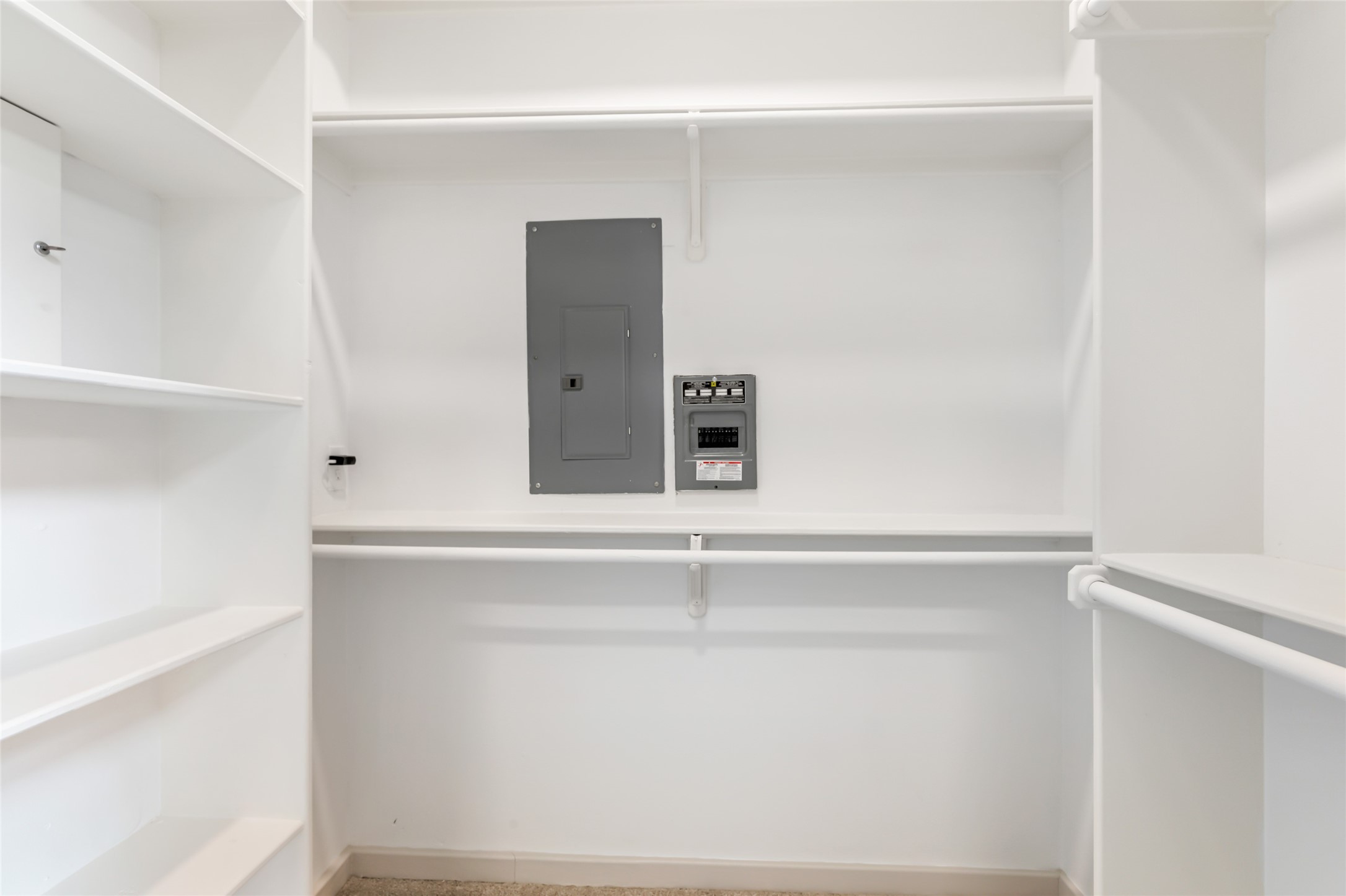 1207 Vista Del Lago Drive Property Photo 39