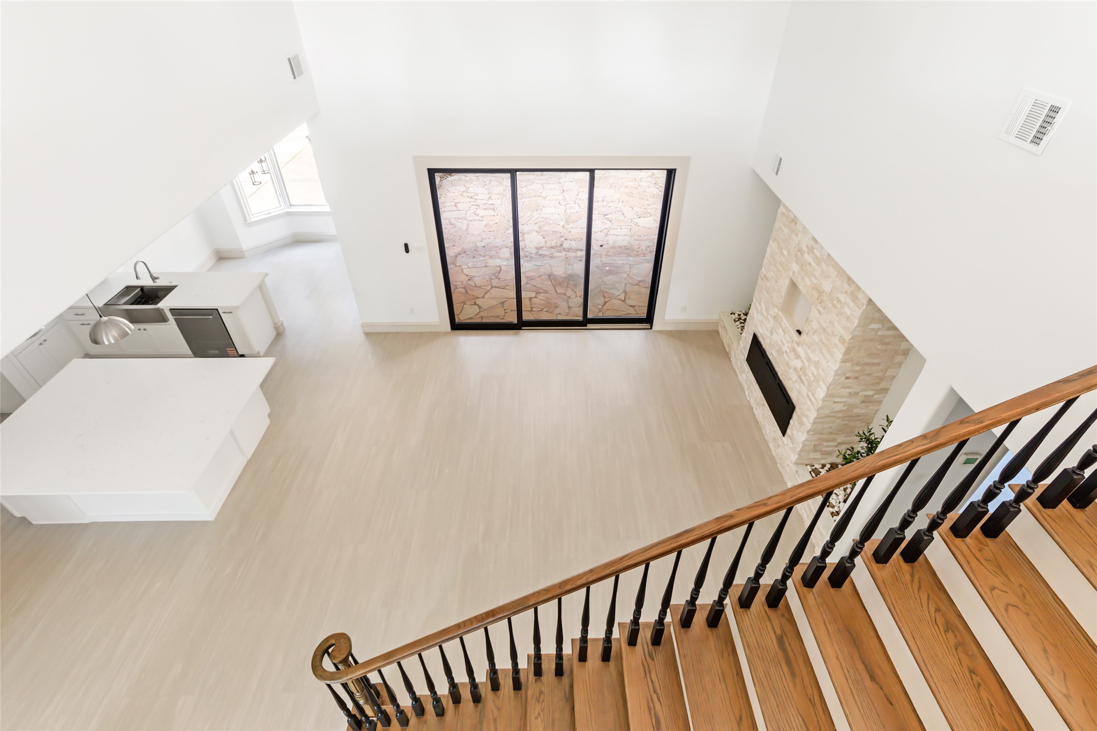 1207 Vista Del Lago Drive Property Photo 42