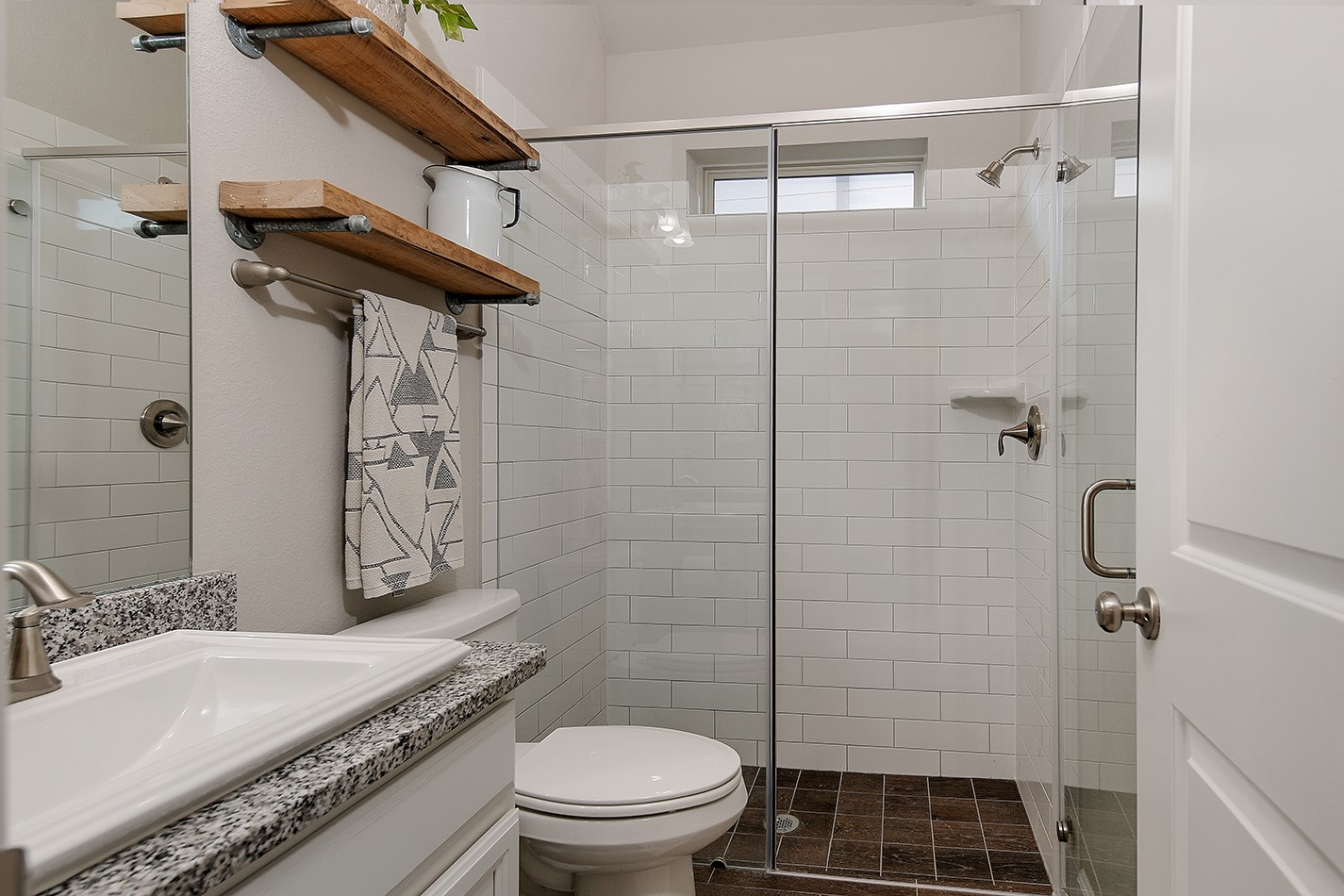 23706 Oakdale Cliff Court Property Photo 5