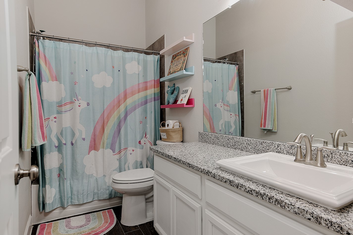 23706 Oakdale Cliff Court Property Photo 9