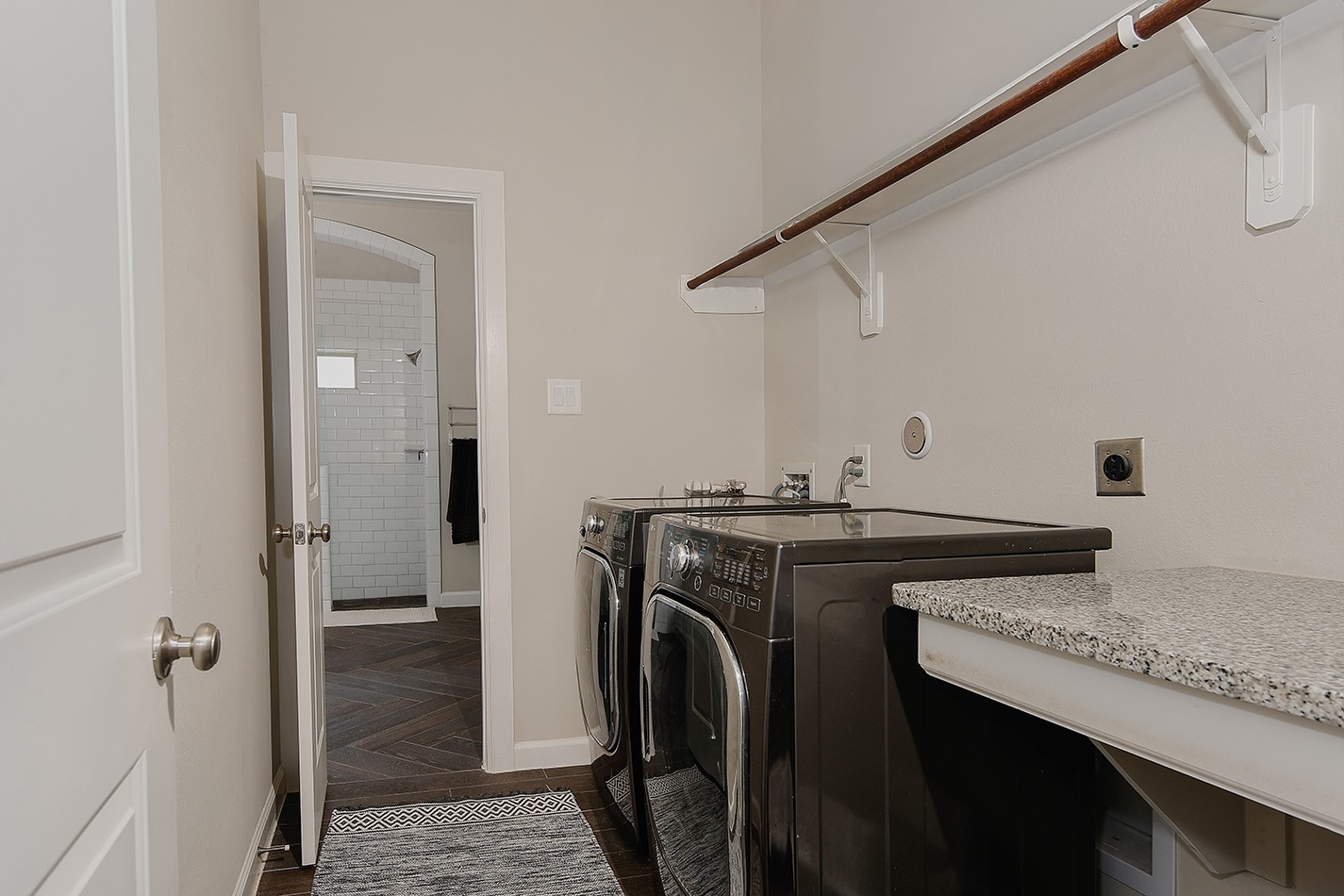 23706 Oakdale Cliff Court Property Photo 18