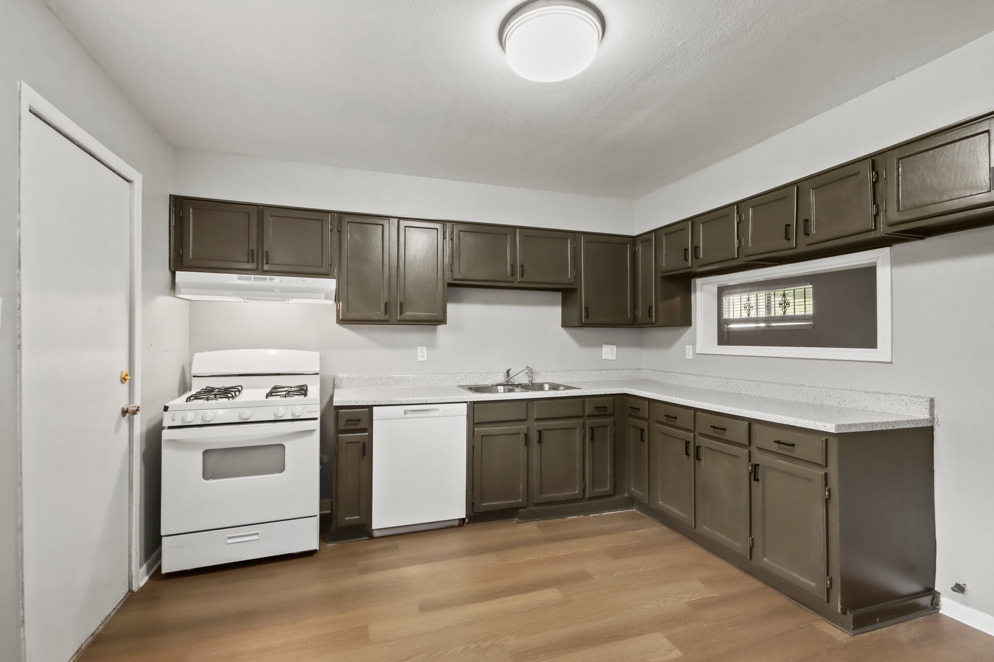 7306 Parker Road Property Photo 10