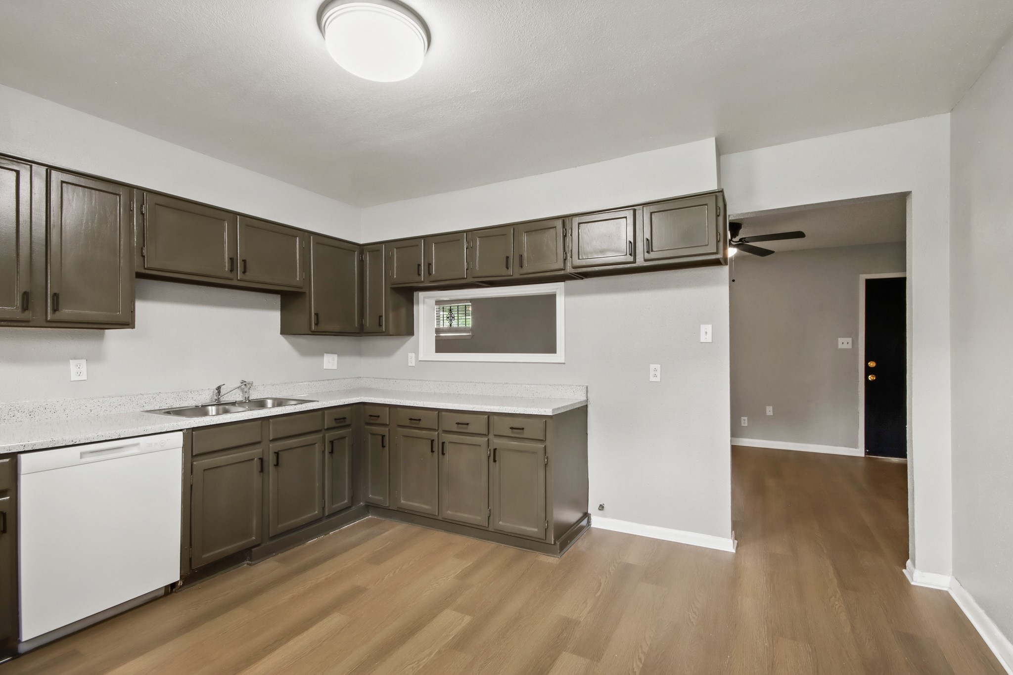 7306 Parker Road Property Photo 11