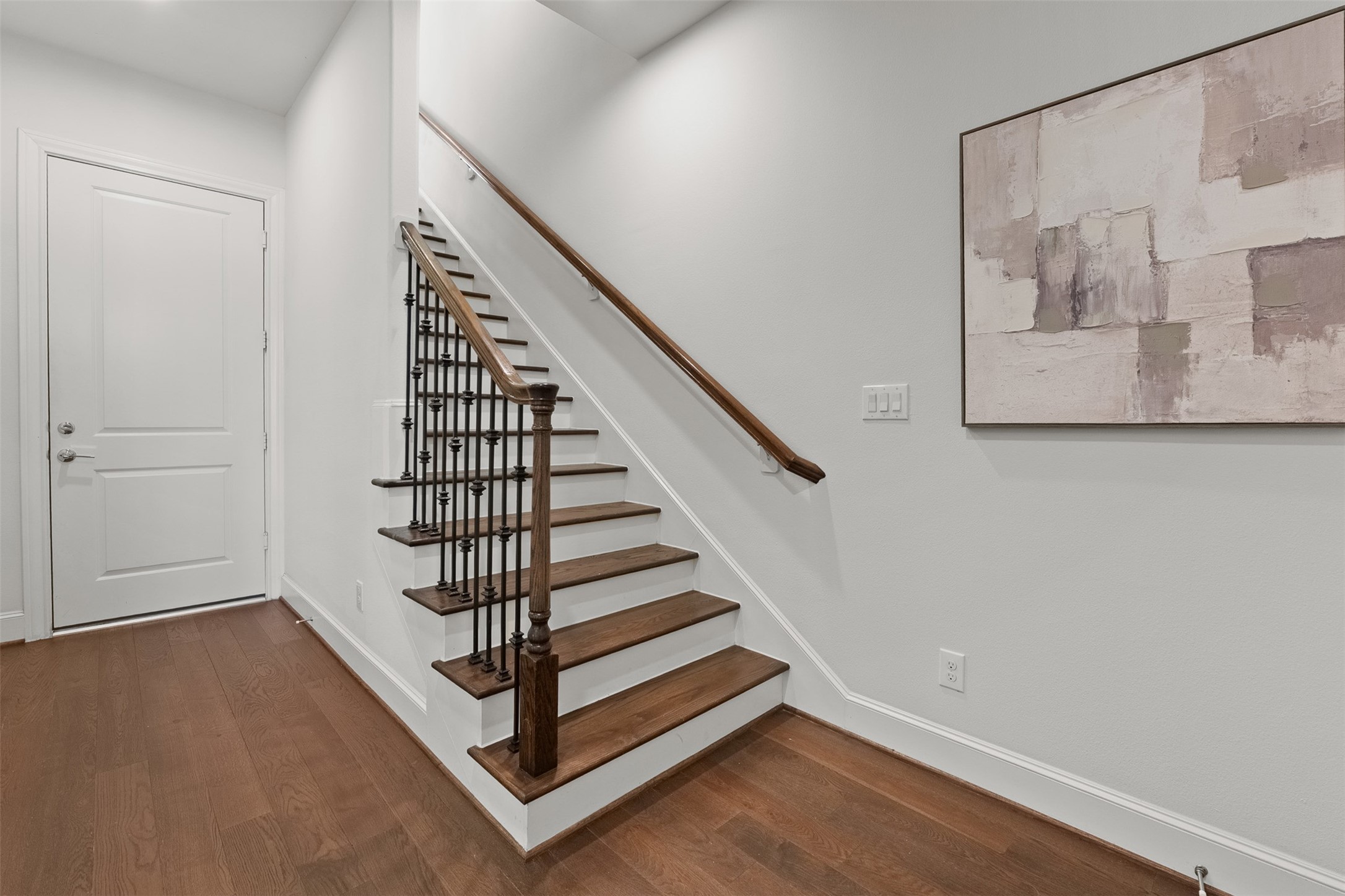 9516 London Bridge Station Property Photo 9