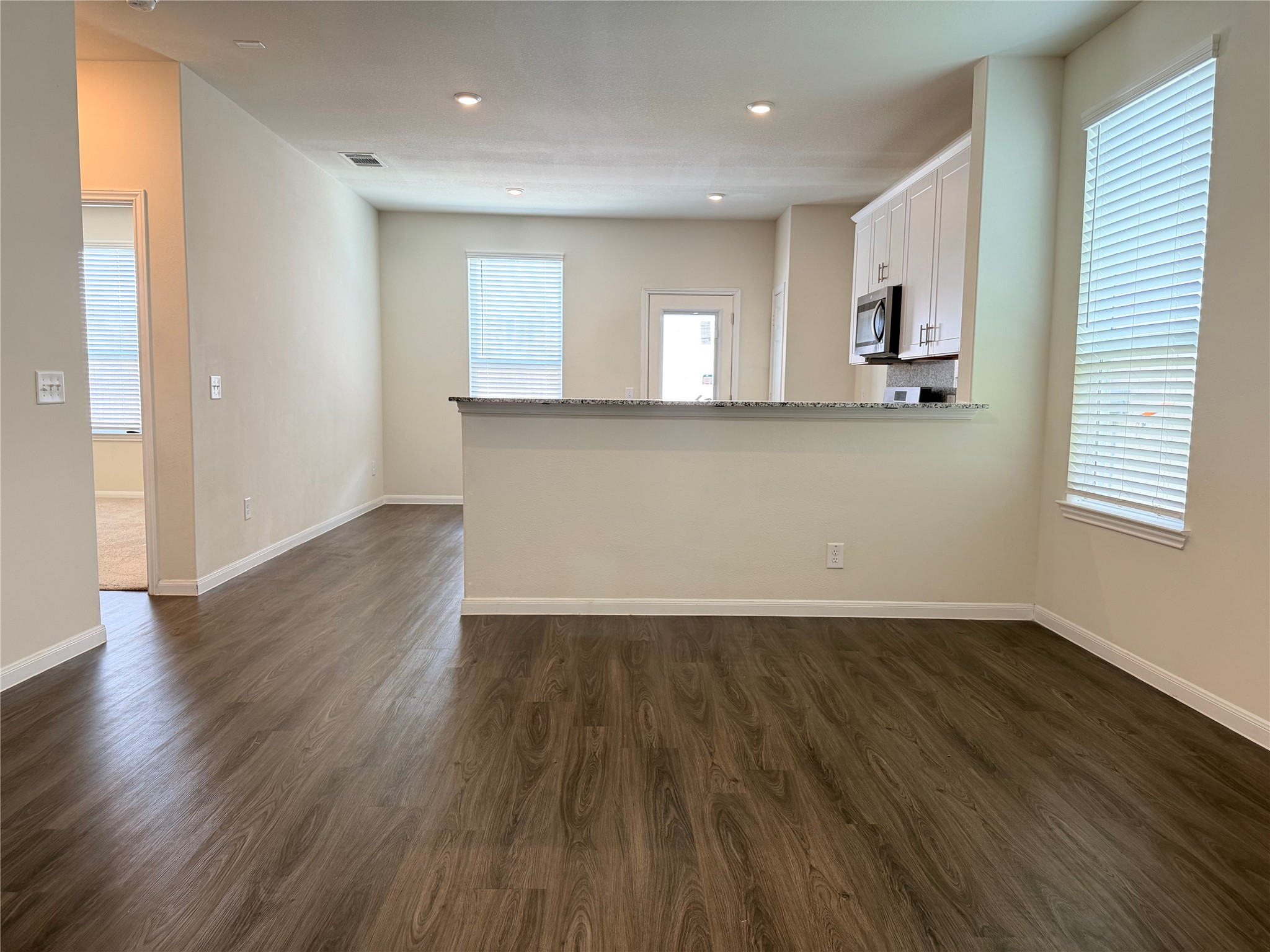 10233 Cleartide Lane Property Photo 3