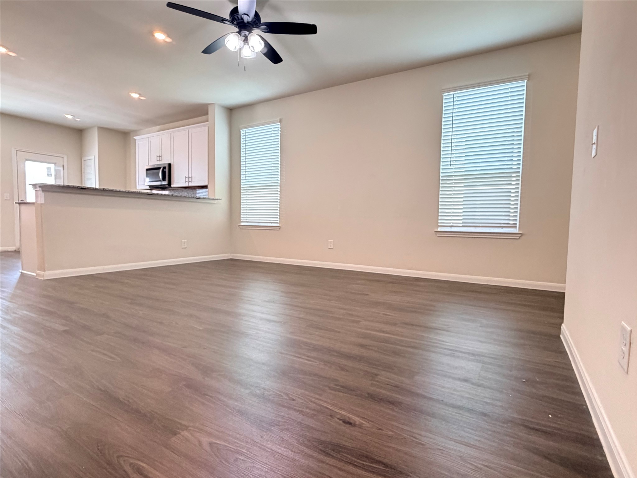 10233 Cleartide Lane Property Photo 4