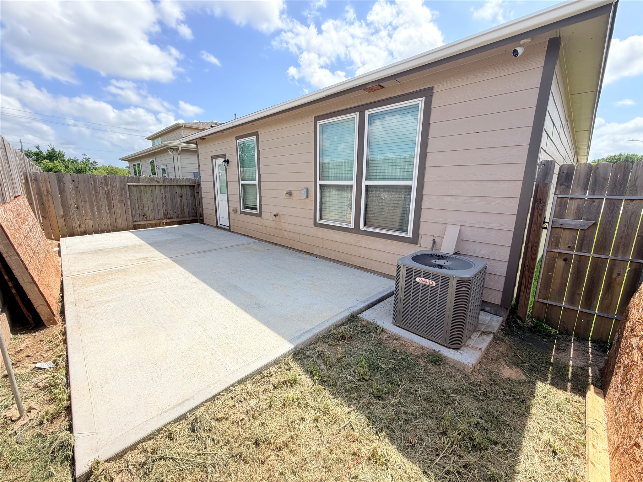 10233 Cleartide Lane Property Photo 18