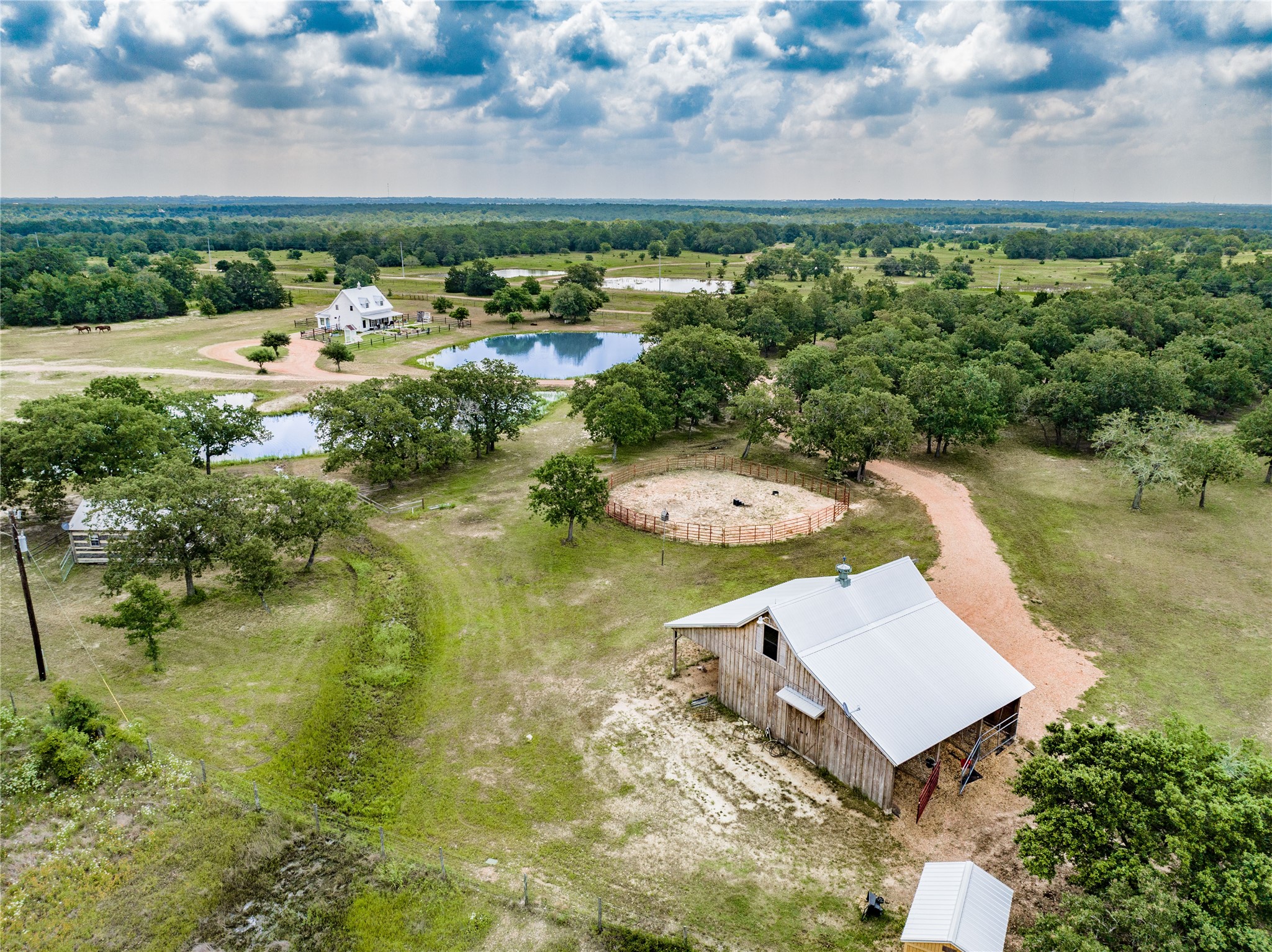 5939 Round Top Road Property Photo 5