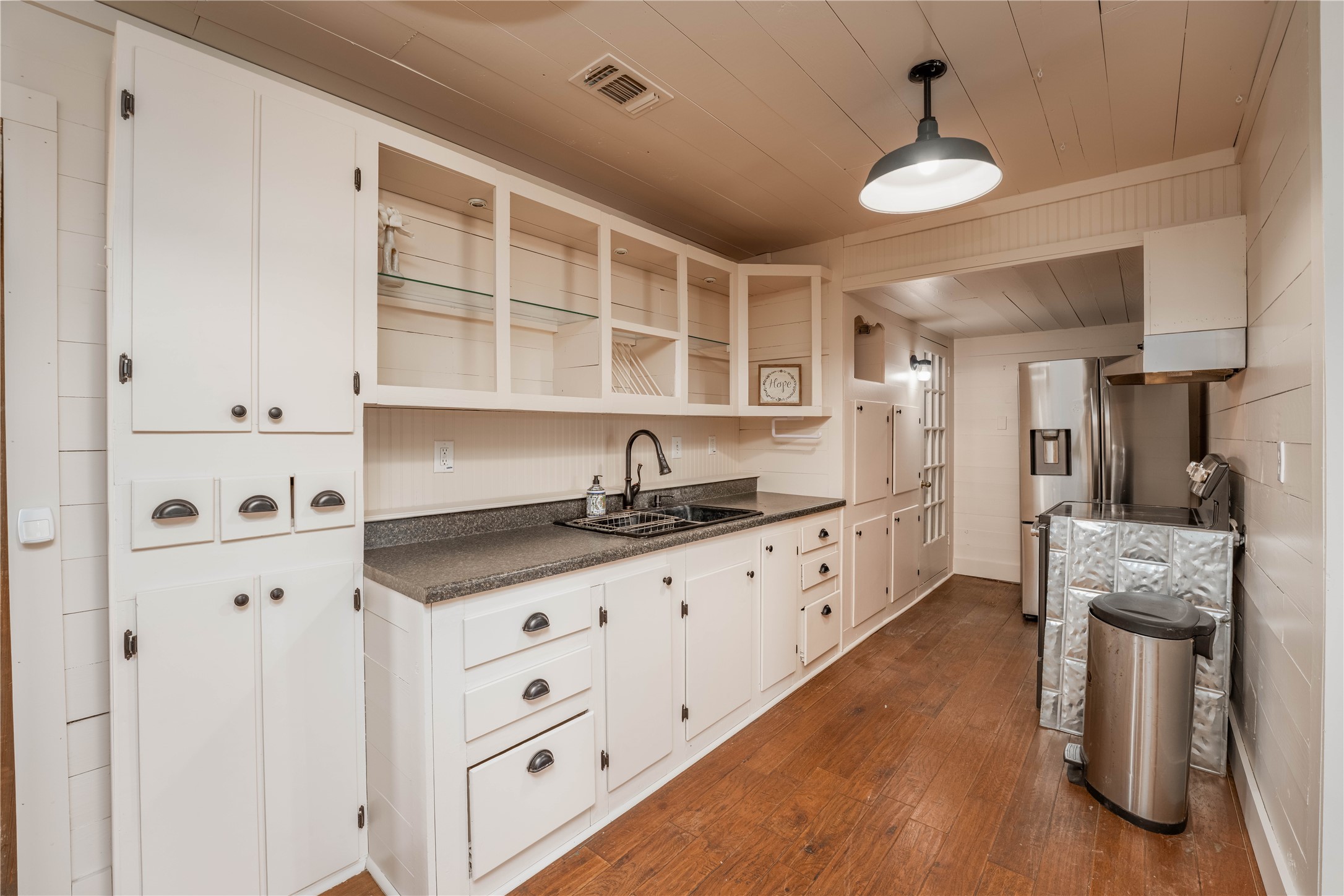 5939 Round Top Road Property Photo 11