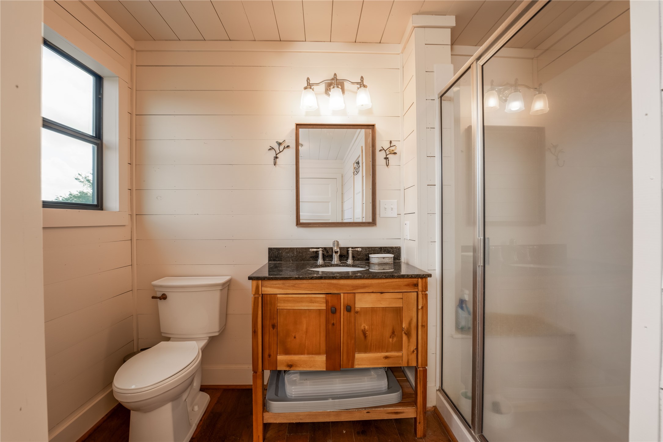 5939 Round Top Road Property Photo 14