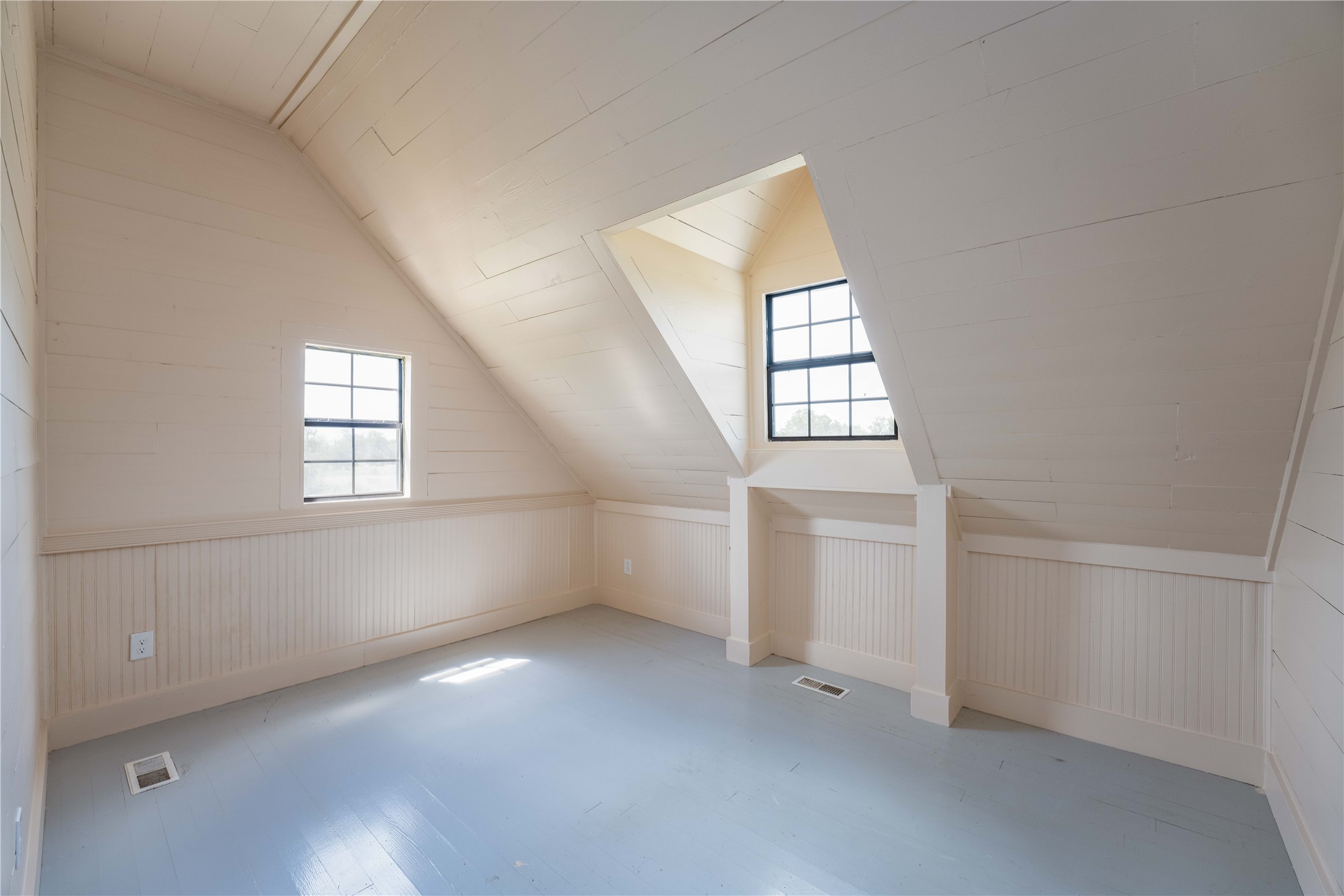 5939 Round Top Road Property Photo 18