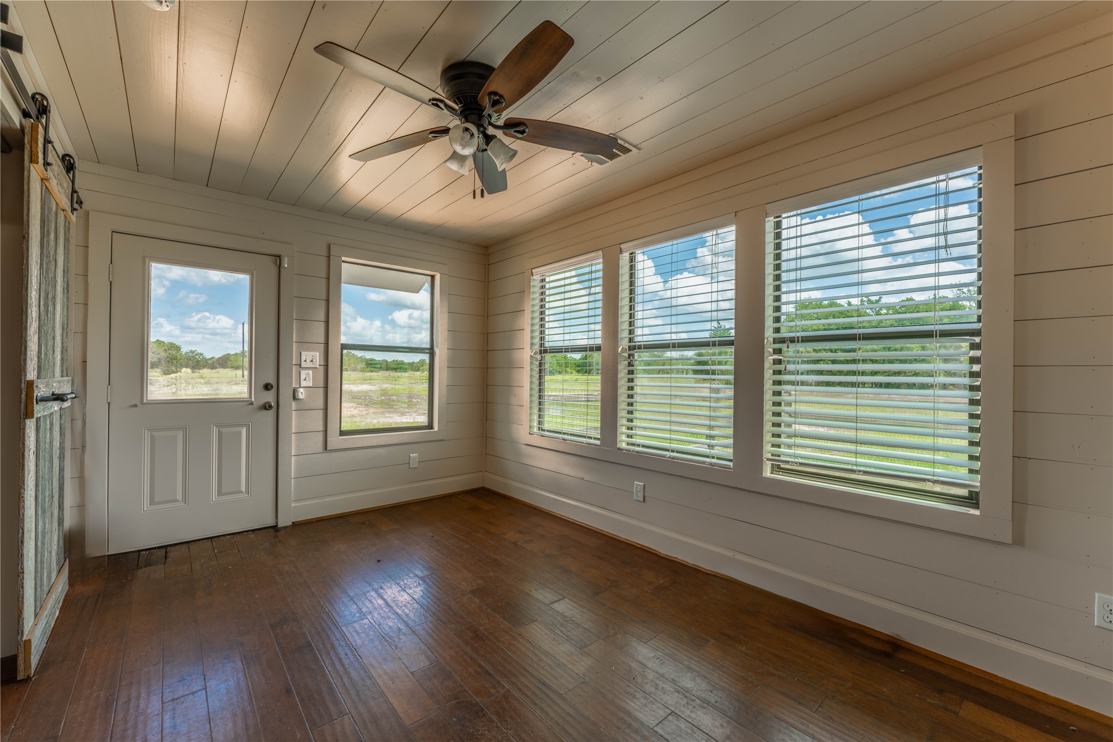 5939 Round Top Road Property Photo 21