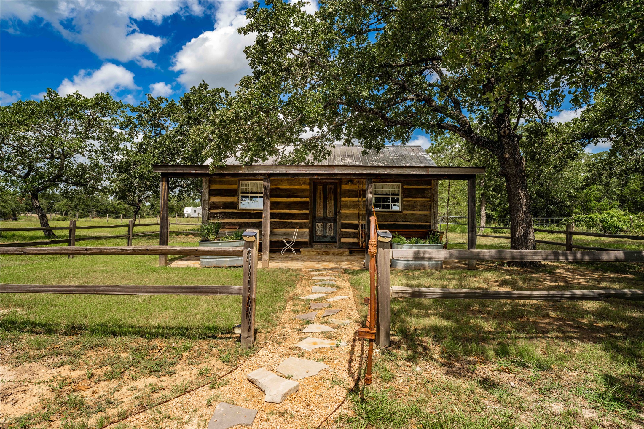 5939 Round Top Road Property Photo 23