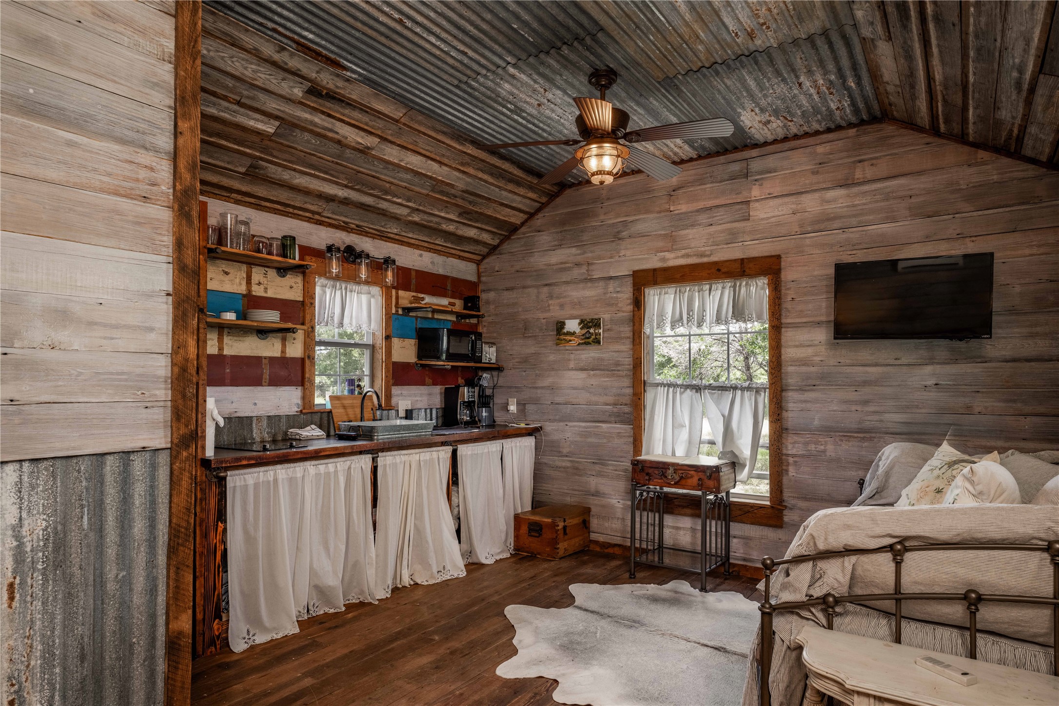 5939 Round Top Road Property Photo 26