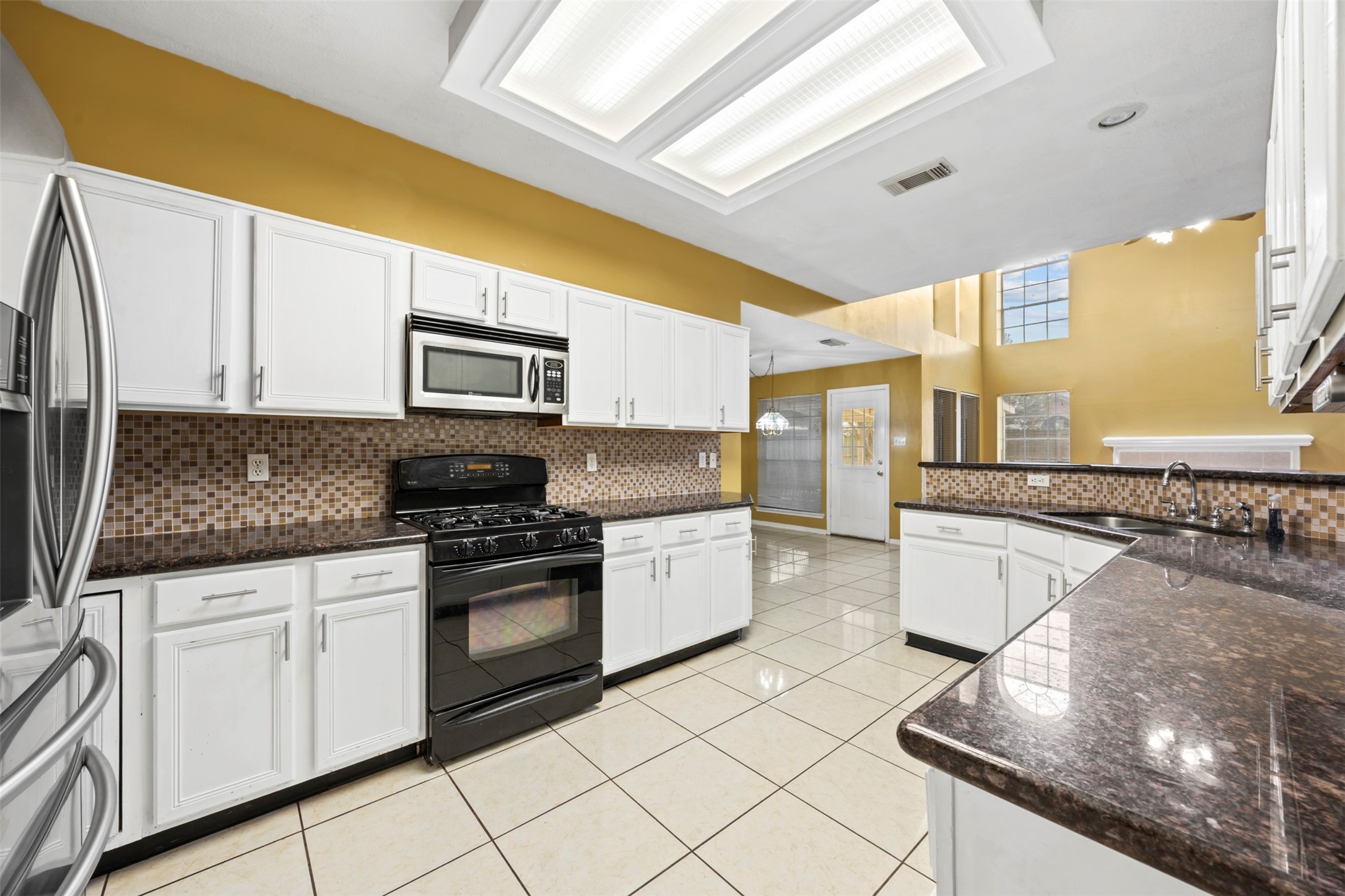 19119 Timber Trace Drive Property Photo 8