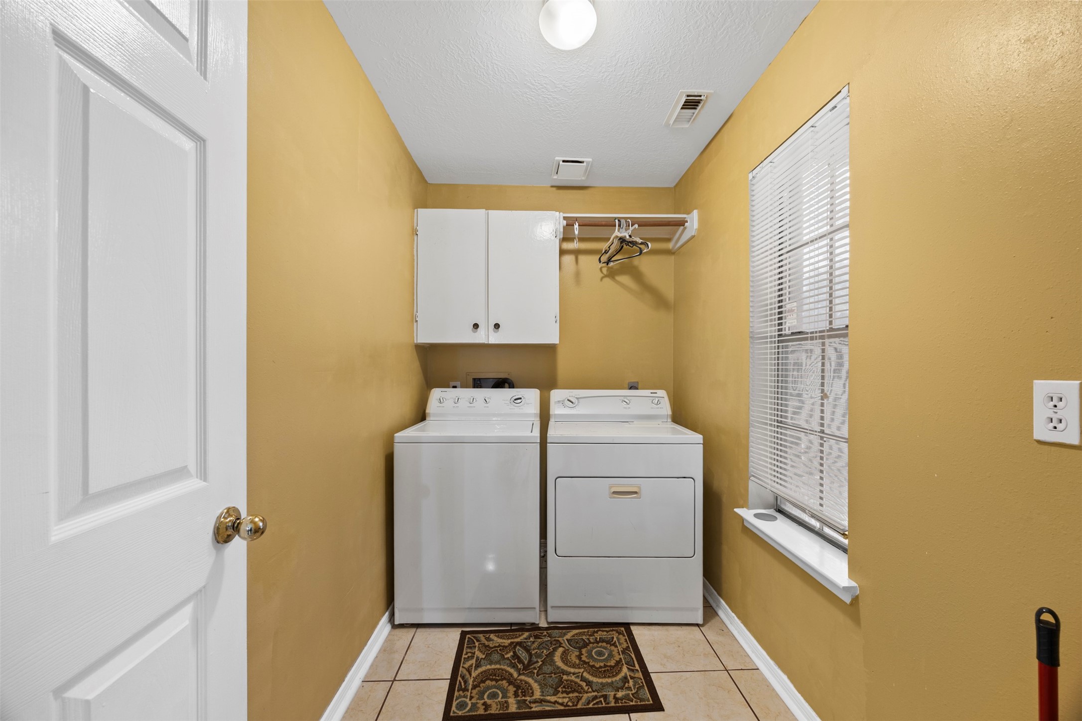 19119 Timber Trace Drive Property Photo 10