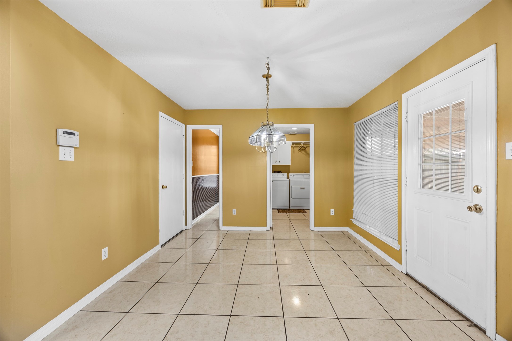 19119 Timber Trace Drive Property Photo 11