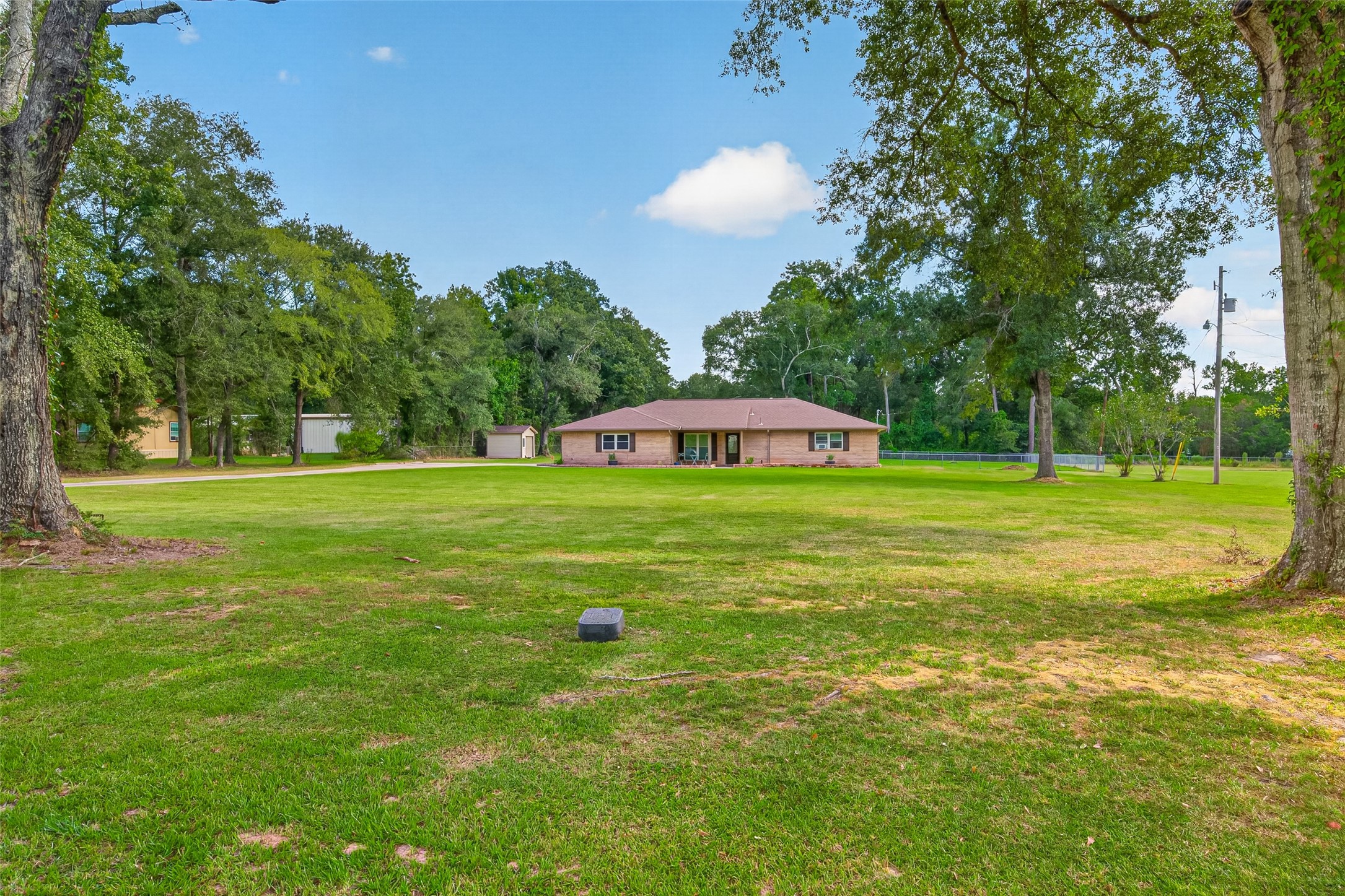 68 White Oak Drive Property Photo 8