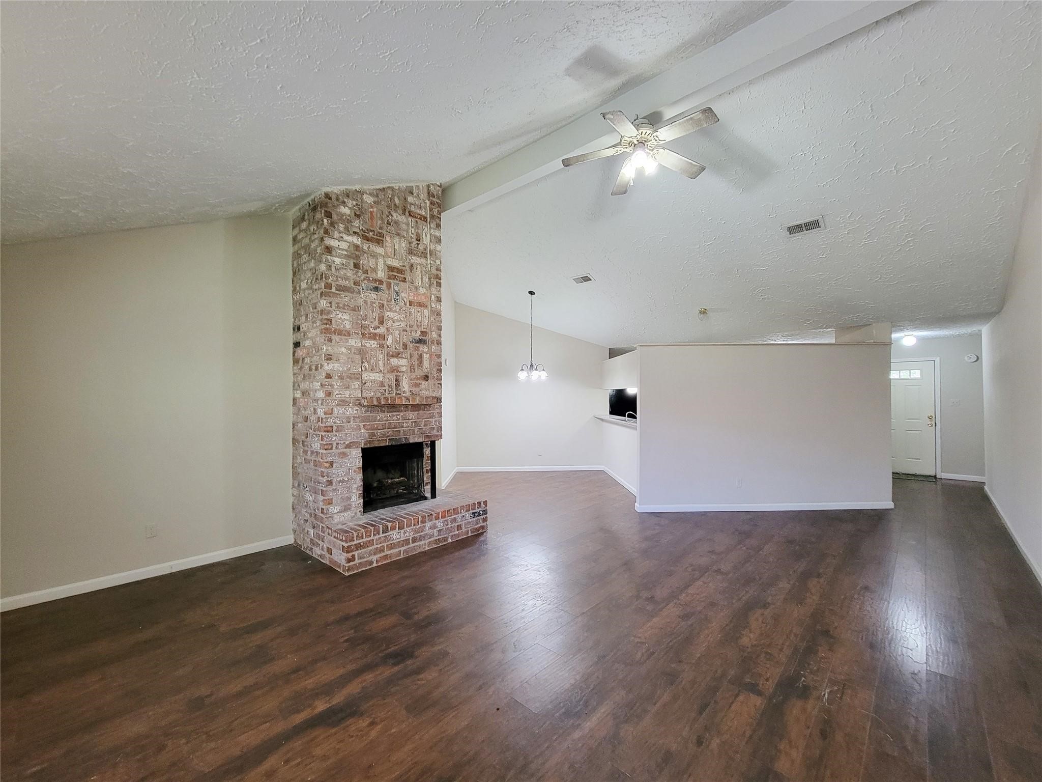 9415 Beckford Drive Property Photo 7