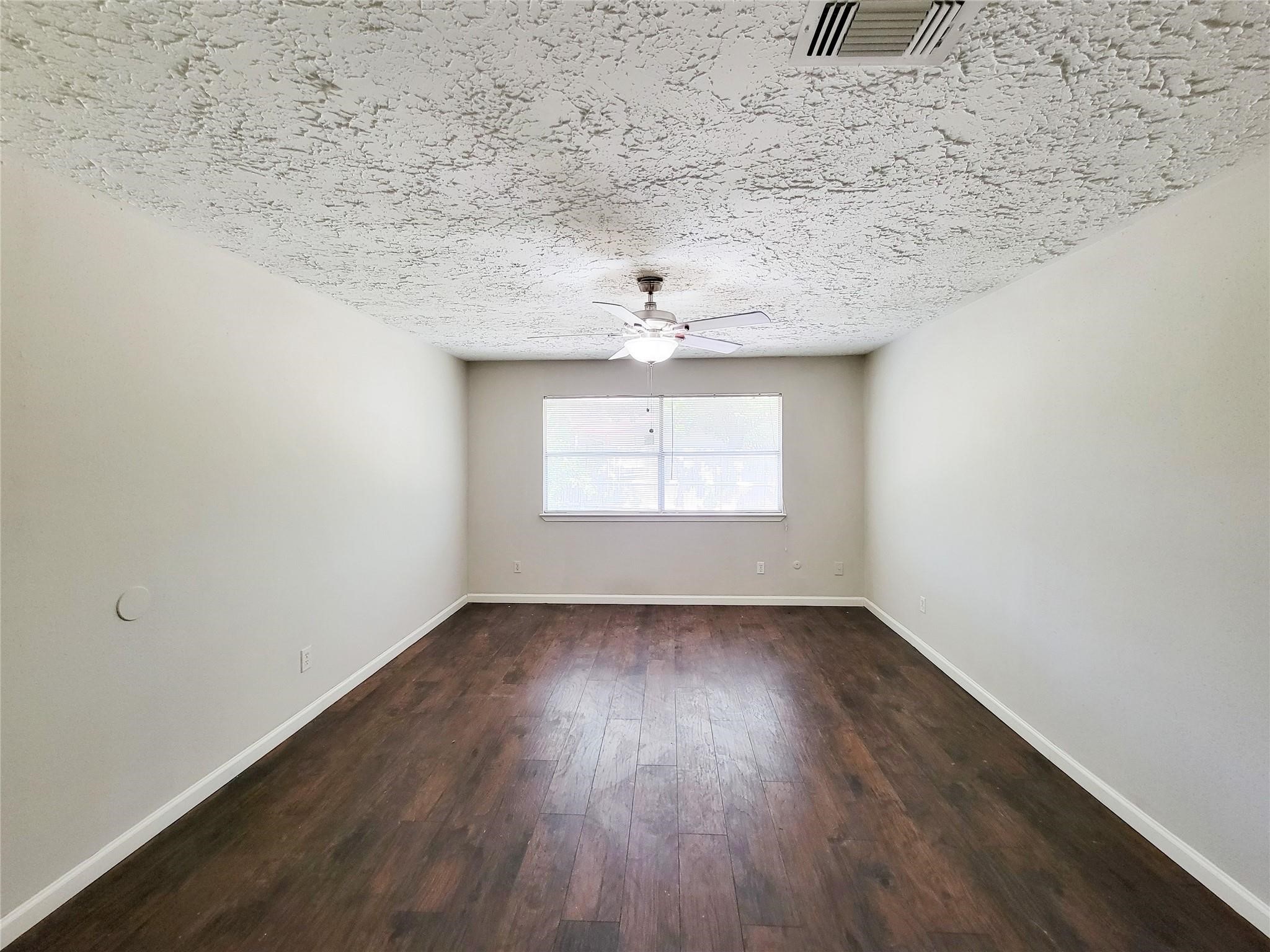 9415 Beckford Drive Property Photo 15
