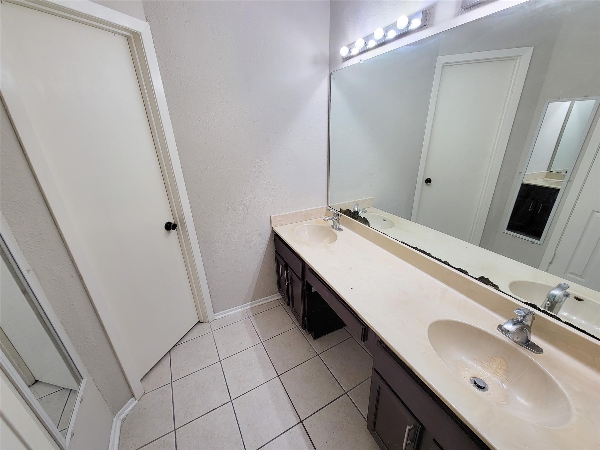 9415 Beckford Drive Property Photo 17