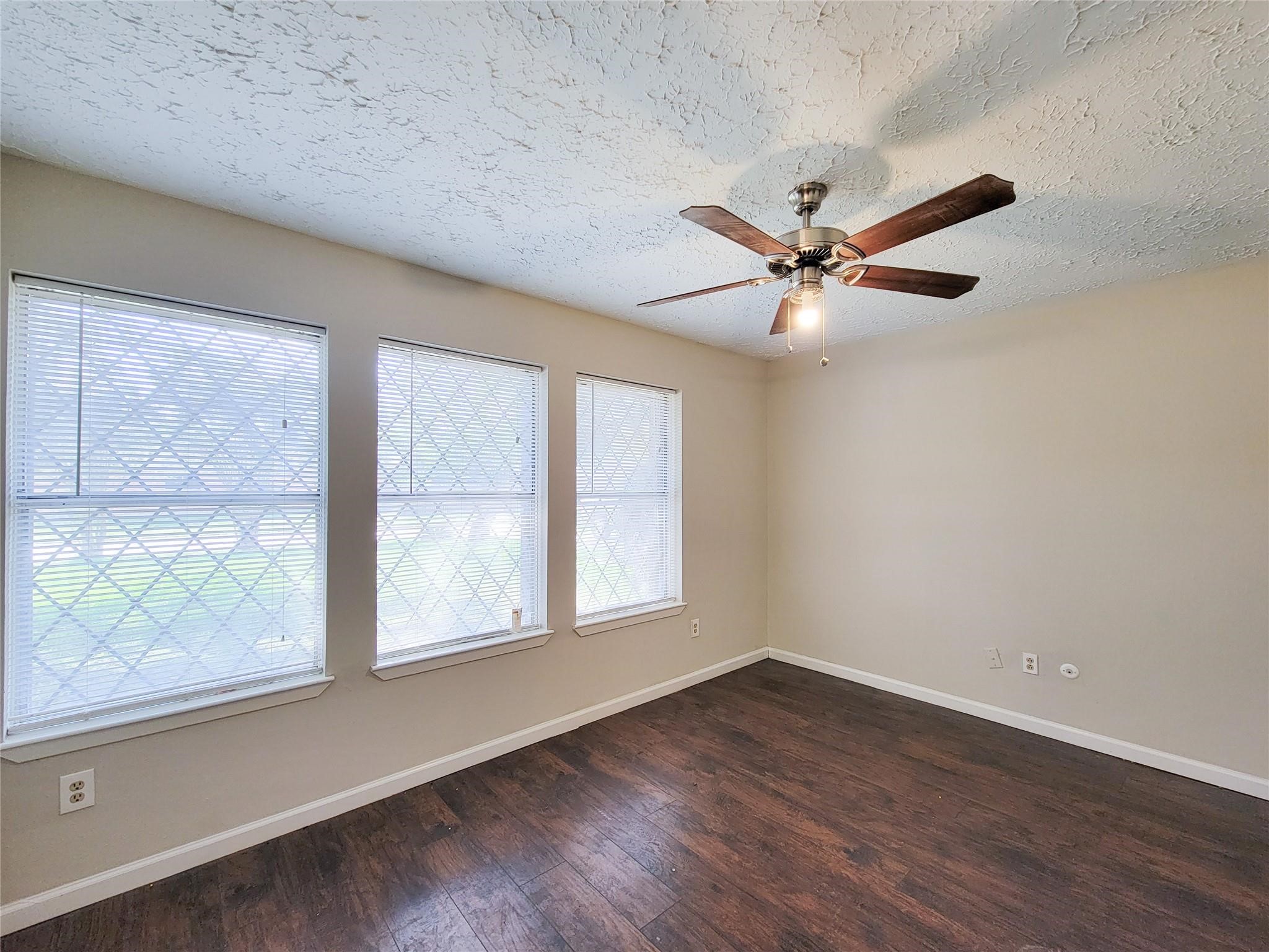 9415 Beckford Drive Property Photo 19