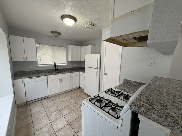10028 Ridgecoral Drive Property Photo 5