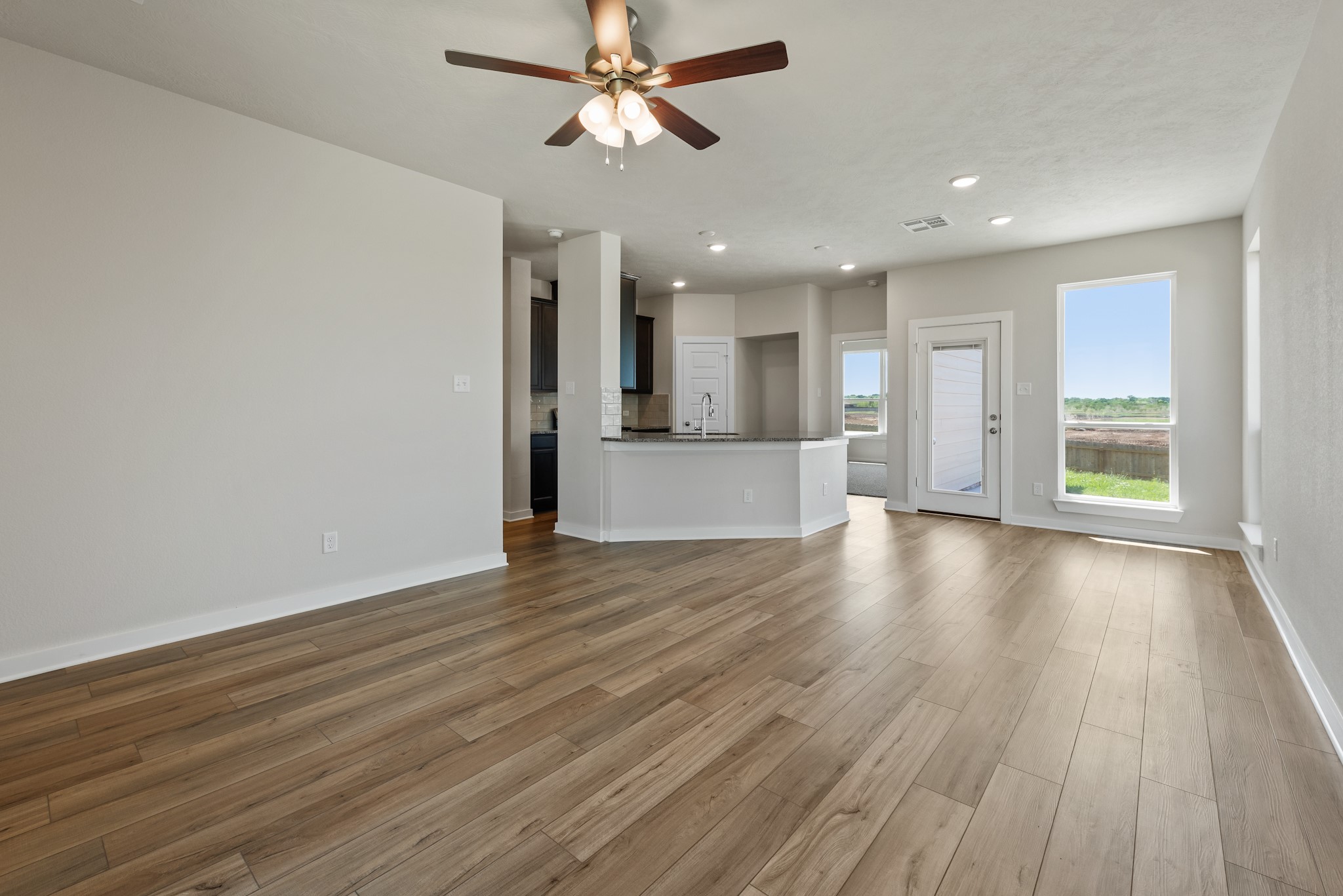 1409 Whitney Lane Property Photo 10