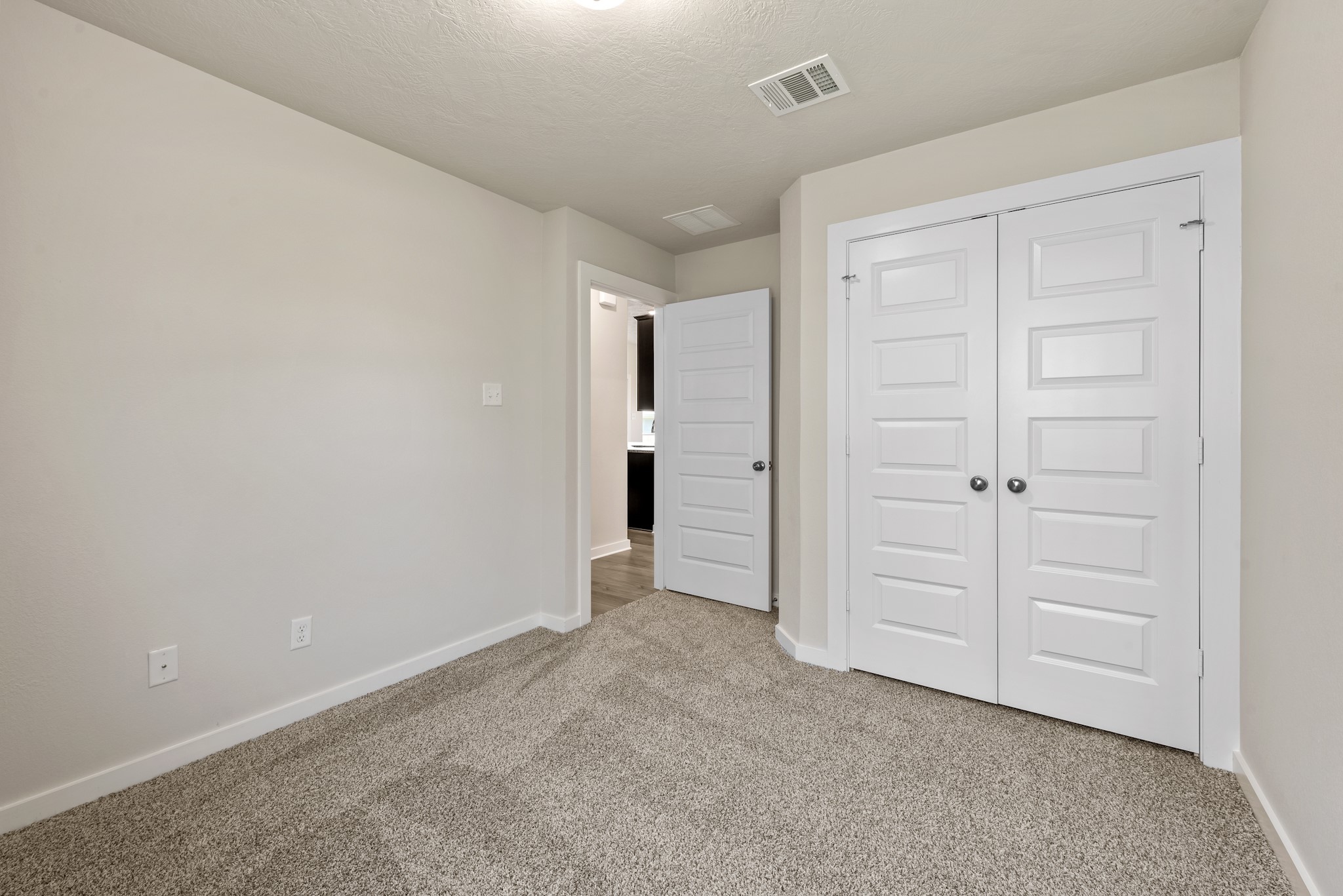 1409 Whitney Lane Property Photo 24