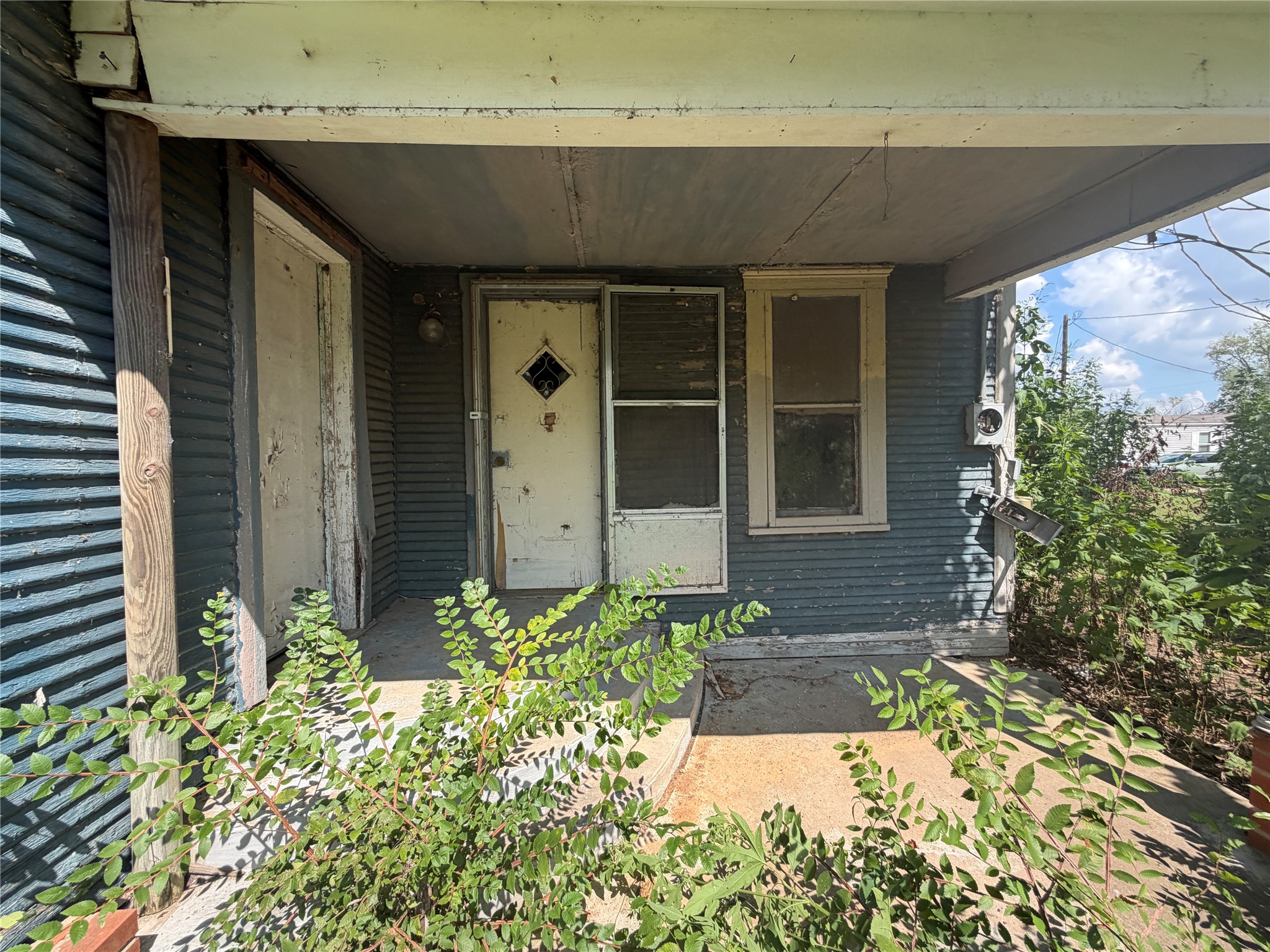 322 Walnut Street Property Photo 6