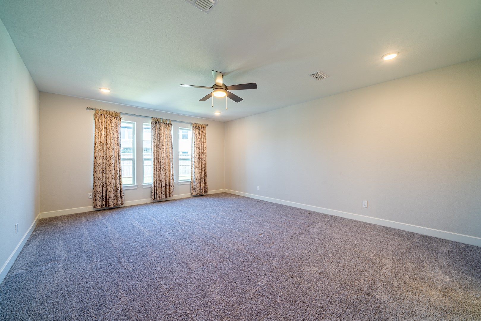 4706 Llano Loop Property Photo 18