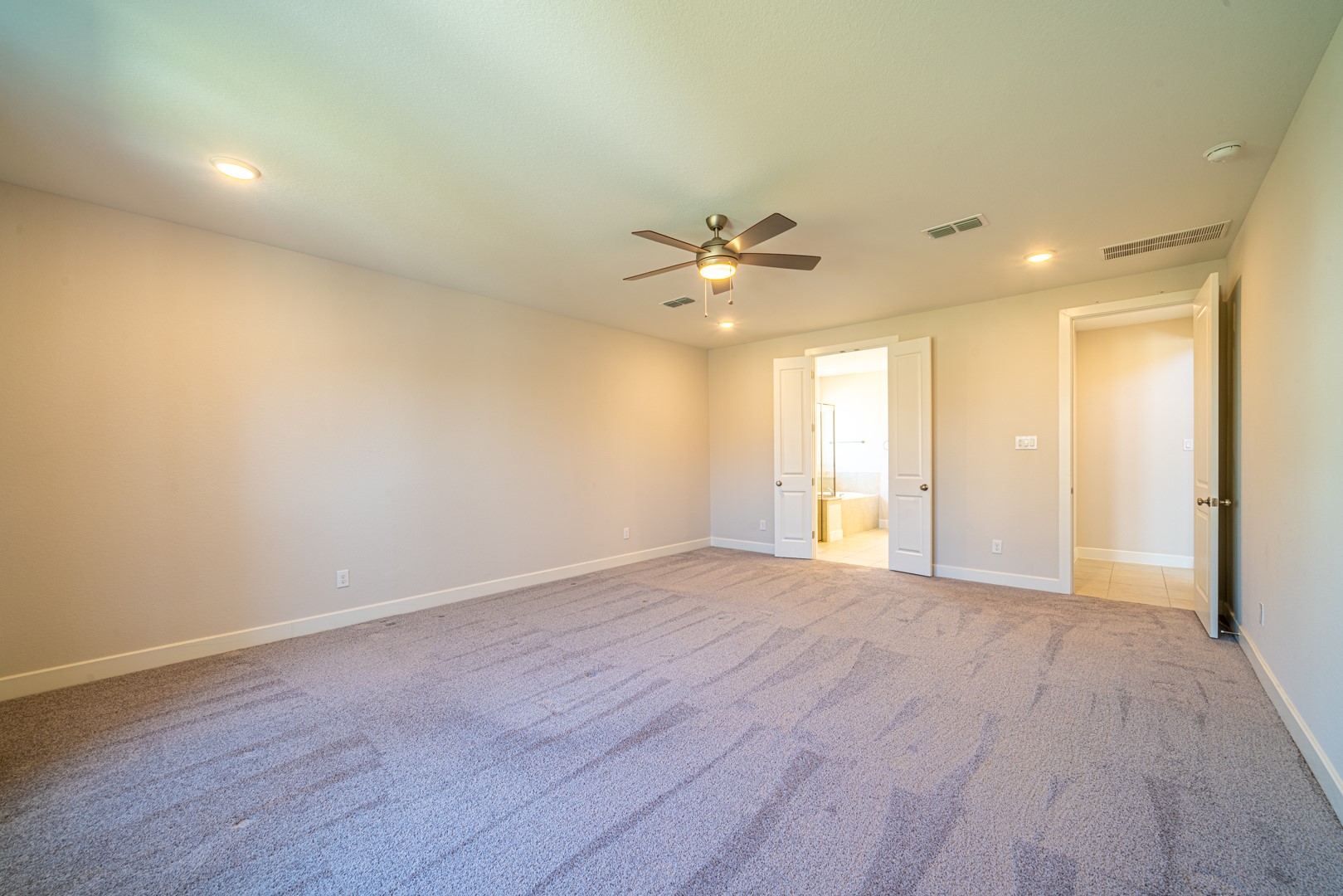 4706 Llano Loop Property Photo 19