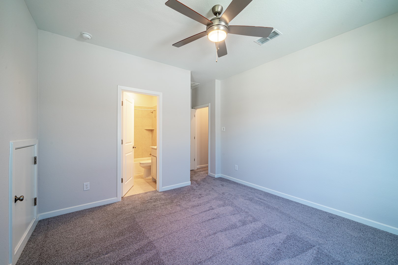 4706 Llano Loop Property Photo 31