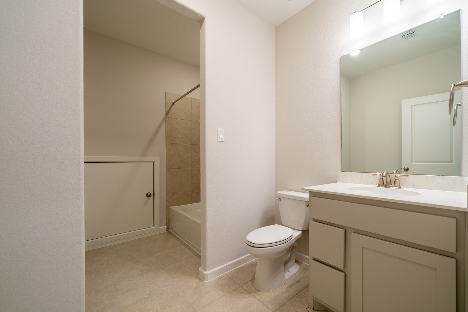 4706 Llano Loop Property Photo 37