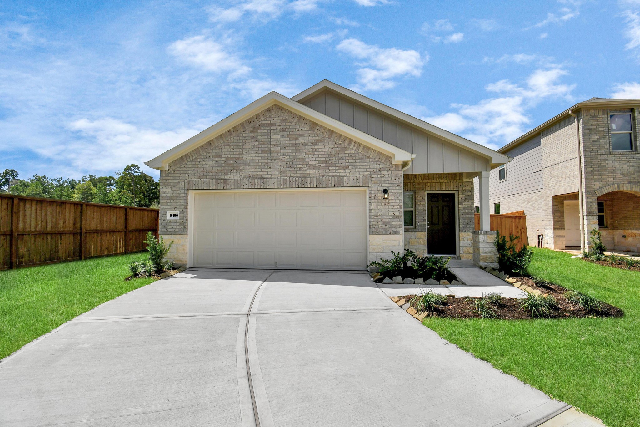 16150 Elbridge Court Property Photo 2