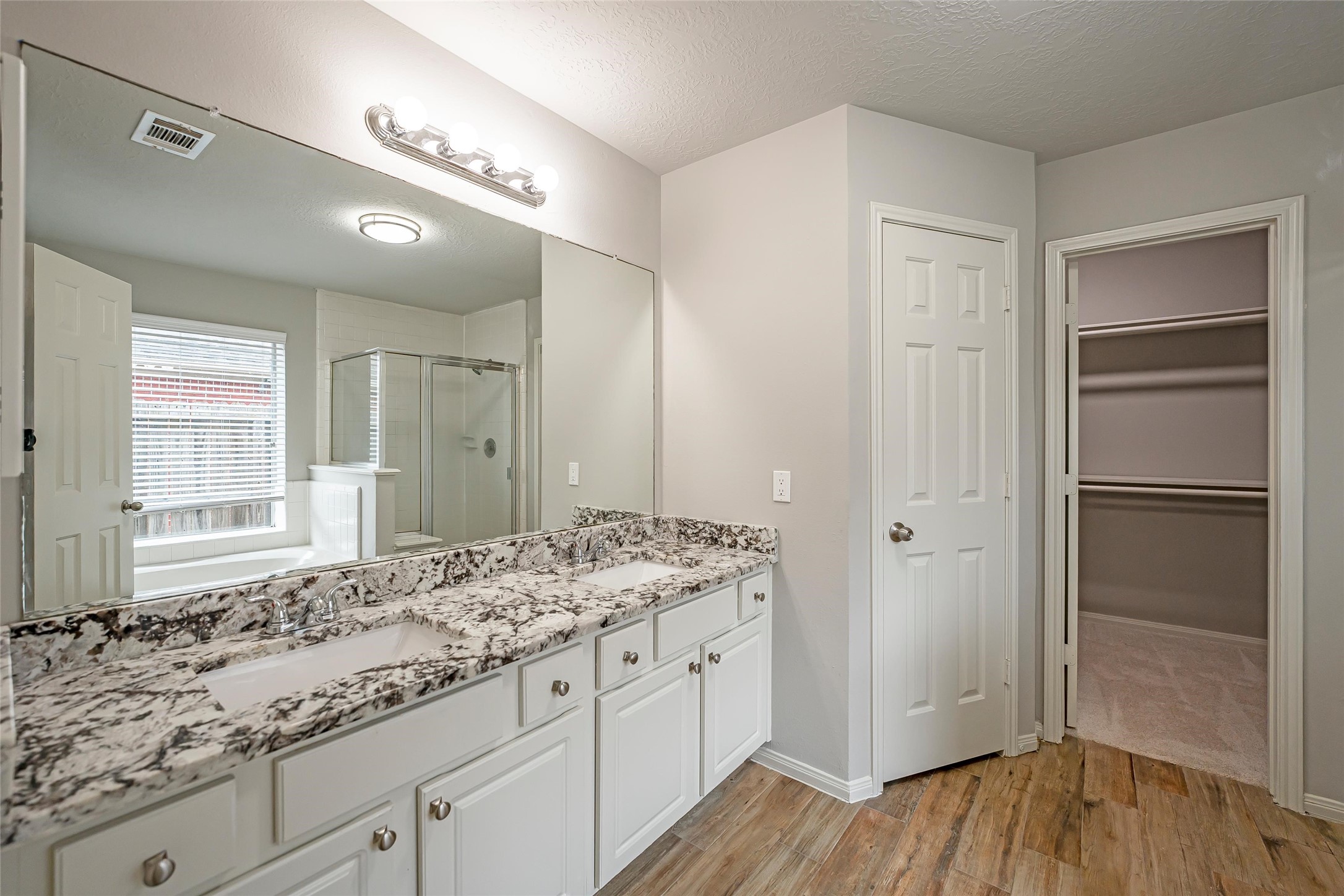 6103 Branch Lake Drive Property Photo 23