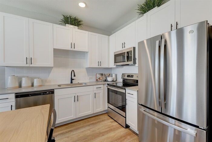 4525 Colosseum Way Property Photo 6