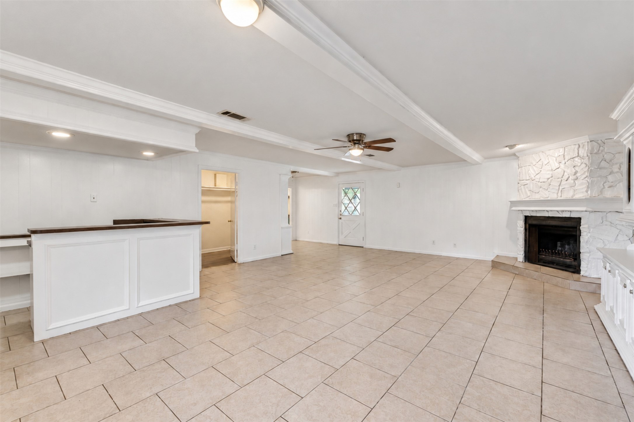 946 Francitas Drive Property Photo 15