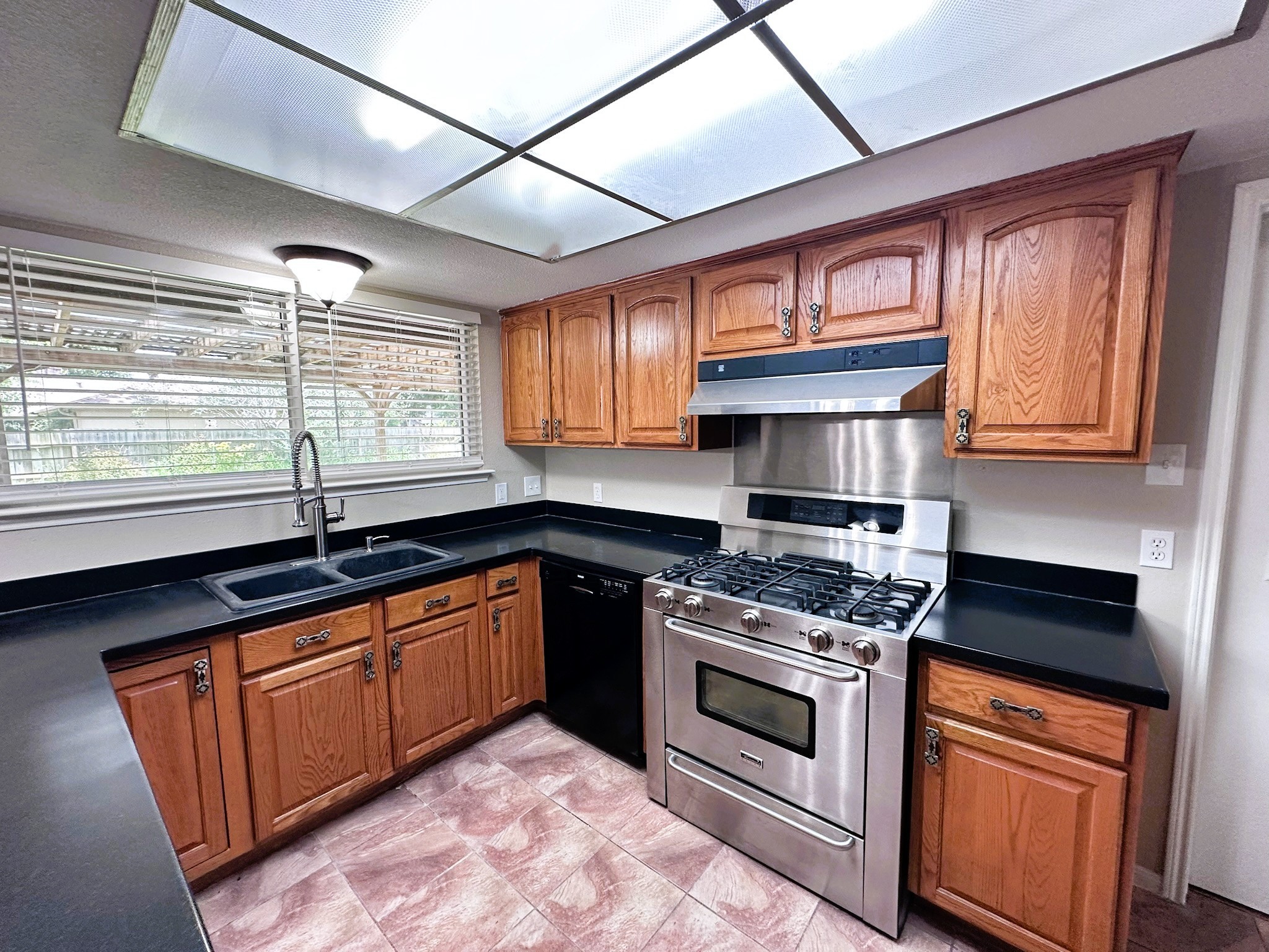 21302 Park Rock Lane Property Photo 3